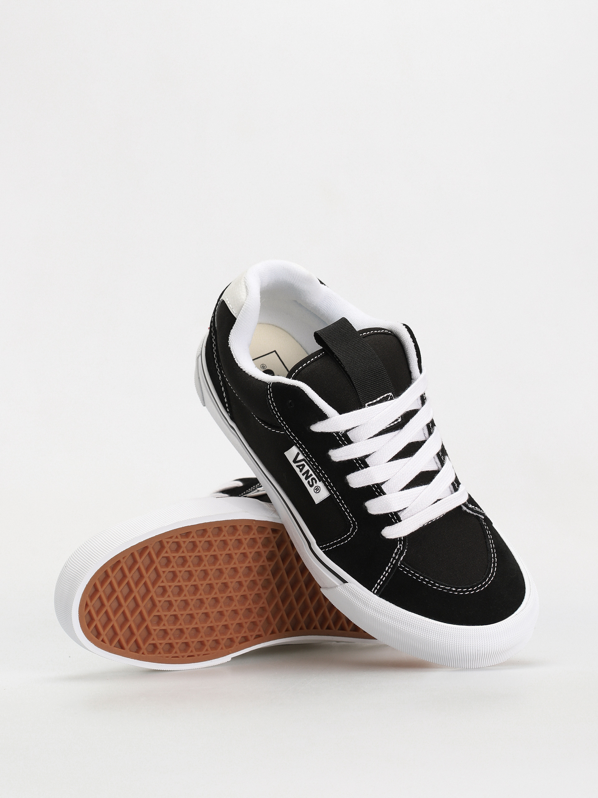 Topánky Vans Chukka Push (black/white)