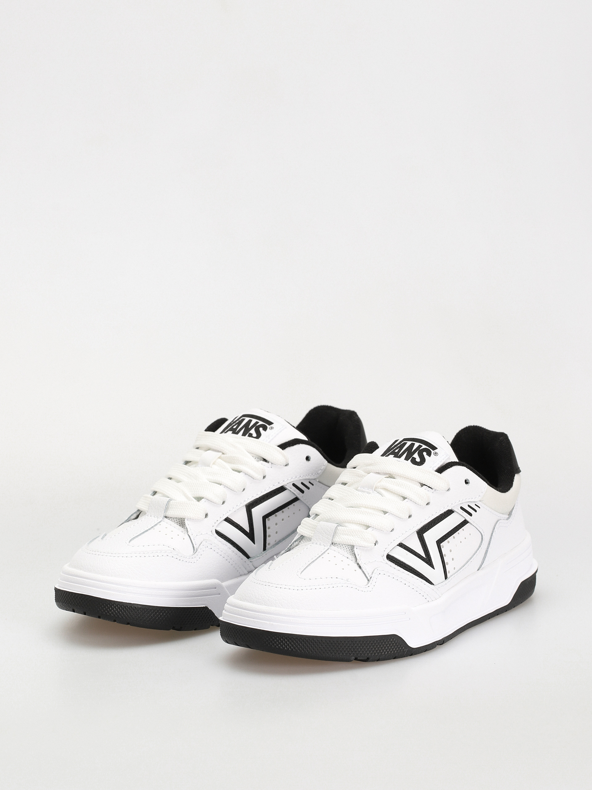 Topánky Vans Upland (white/black)