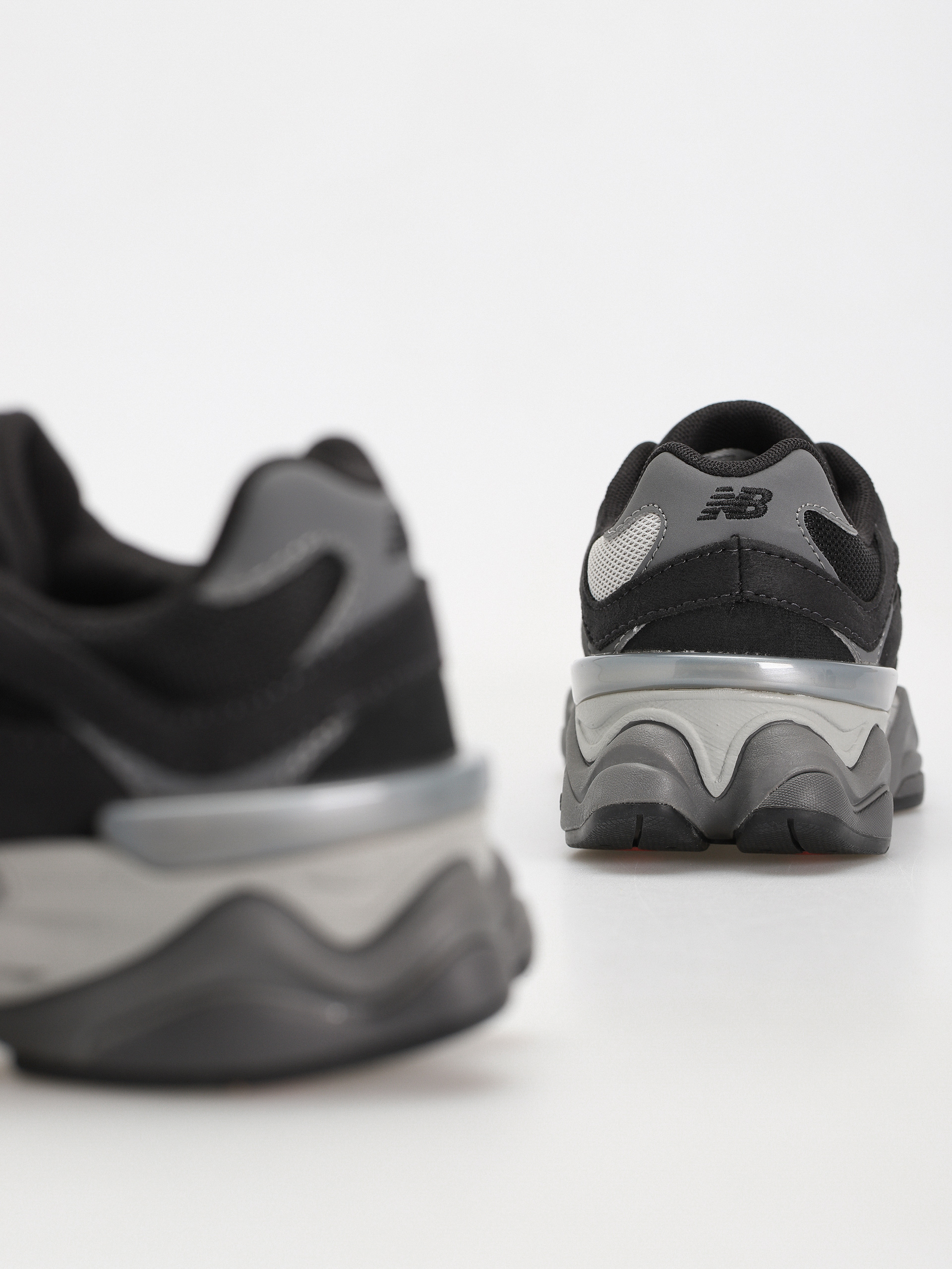 Topánky New Balance 9060 JR (black)