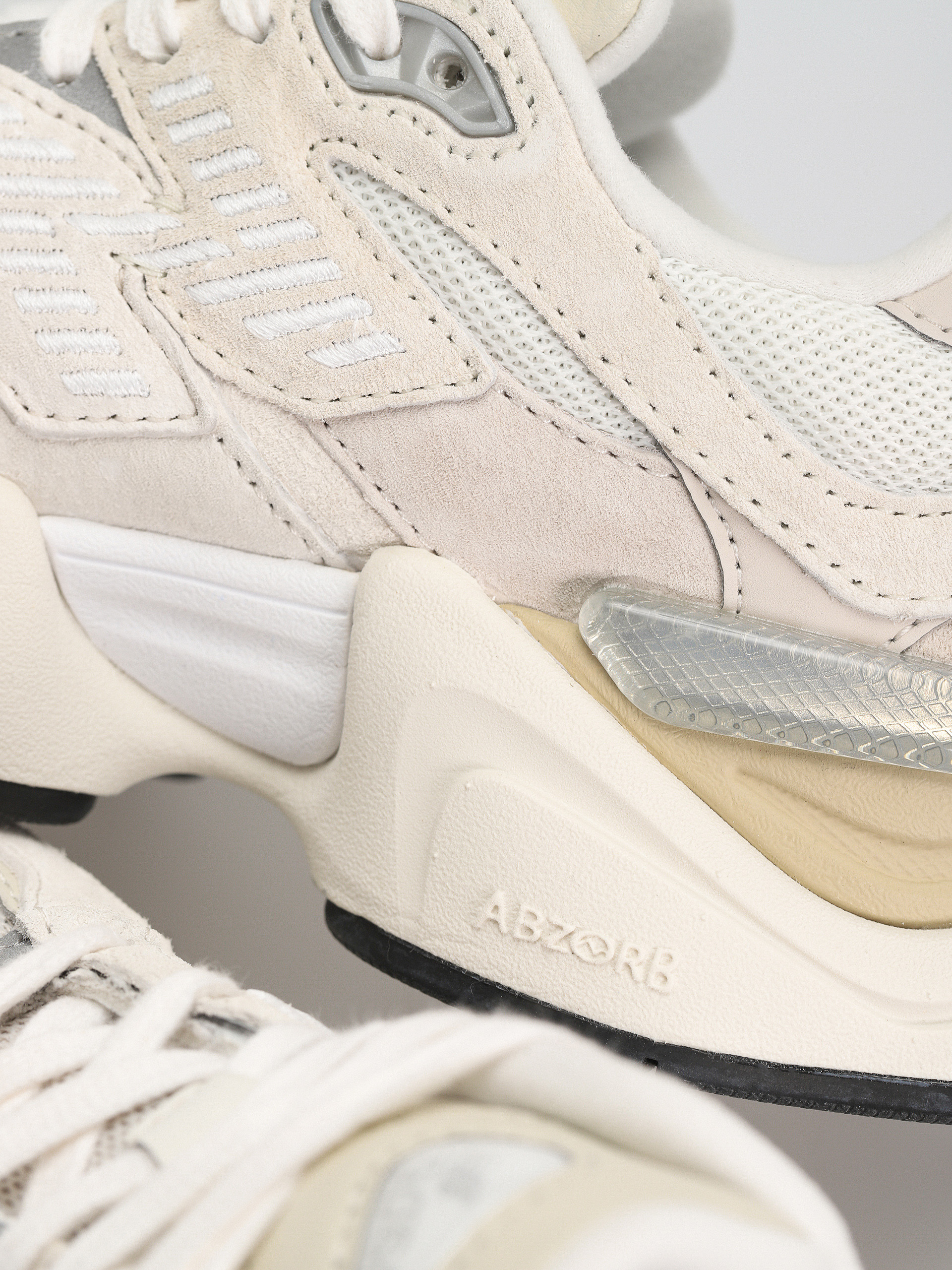 Topánky New Balance 9060 (sea salt moonbeam)