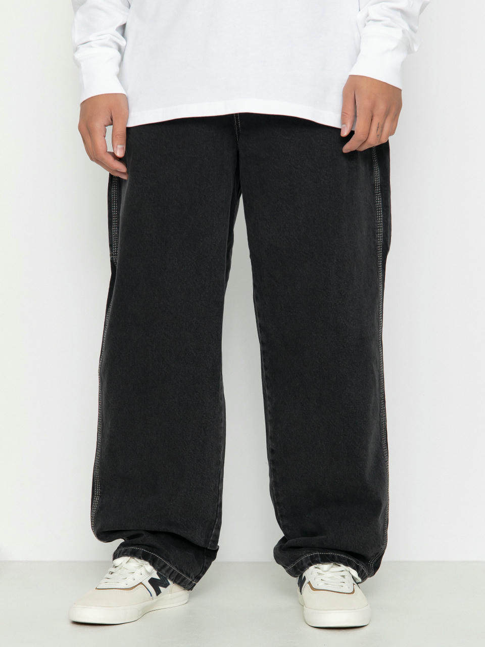 Nohavice Dickies Madison Baggy (black wash)