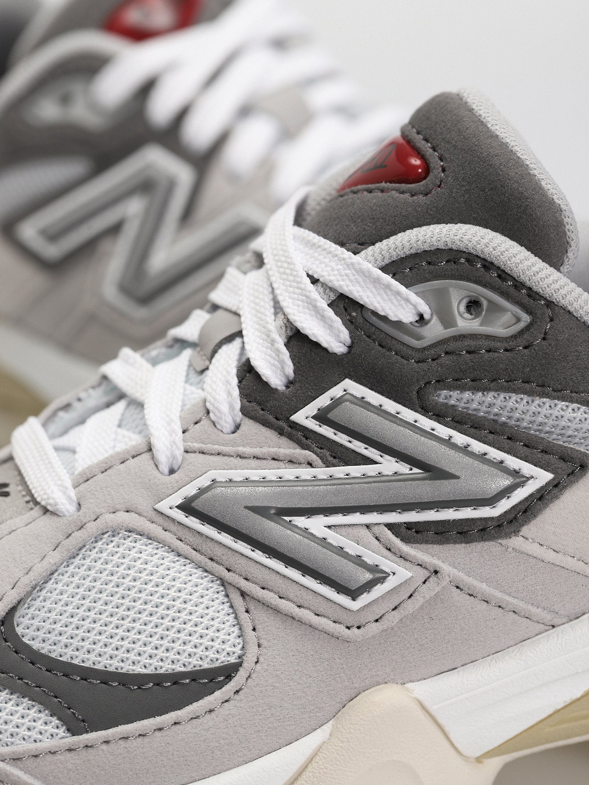 Topánky New Balance 9060 JR (raincloud)