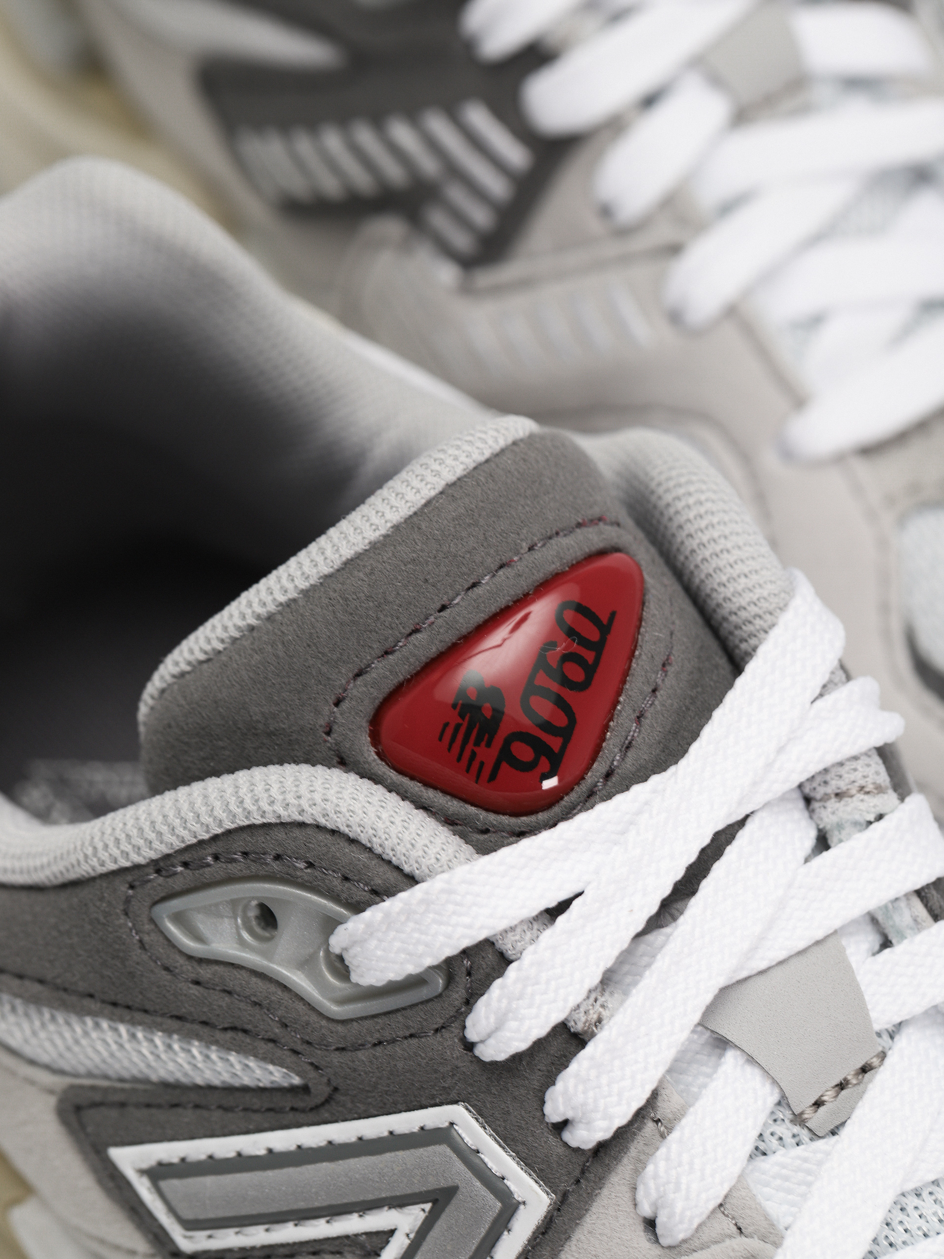 Topánky New Balance 9060 JR (raincloud)