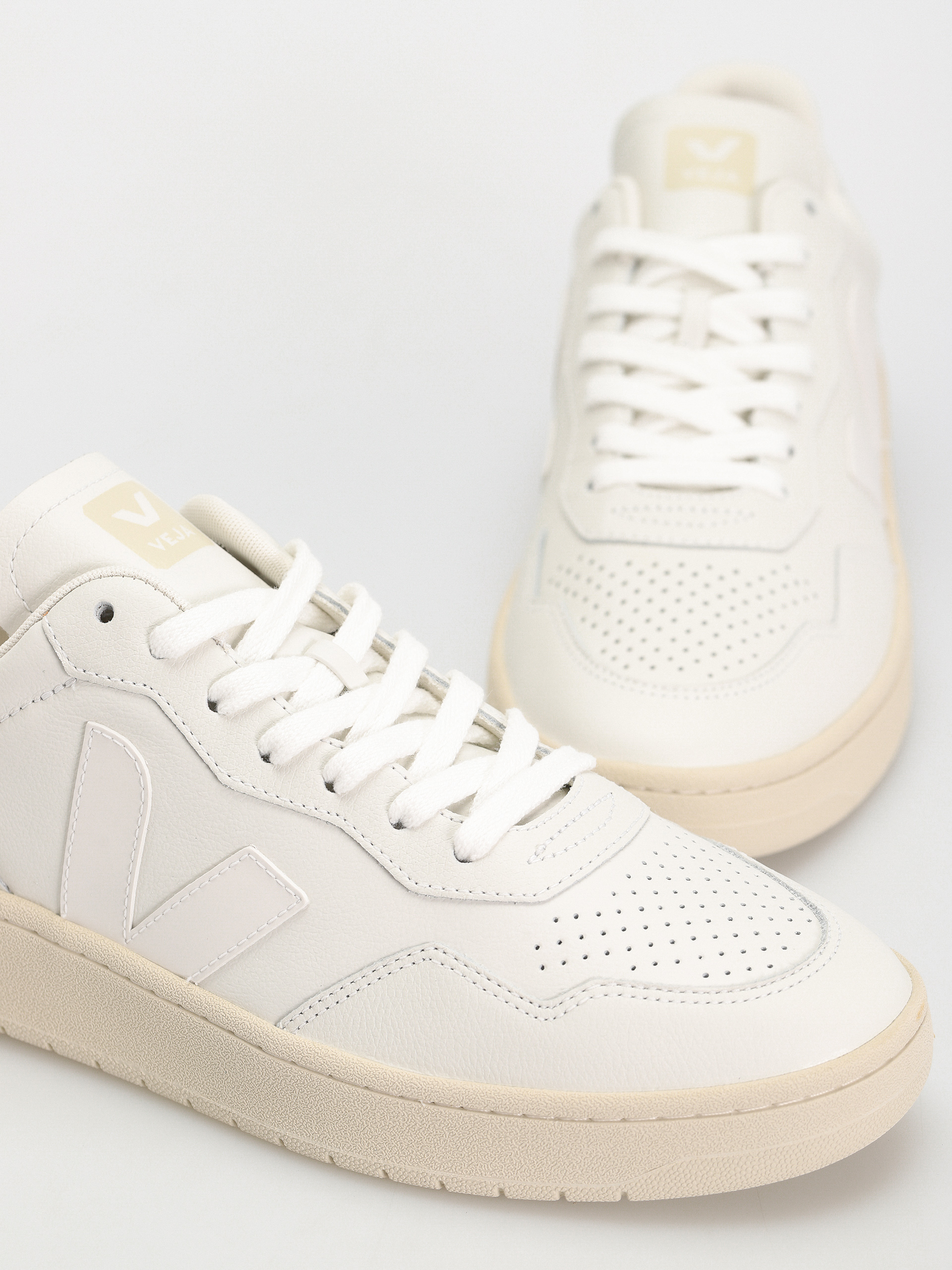 Topánky Veja V-90 (extra white)
