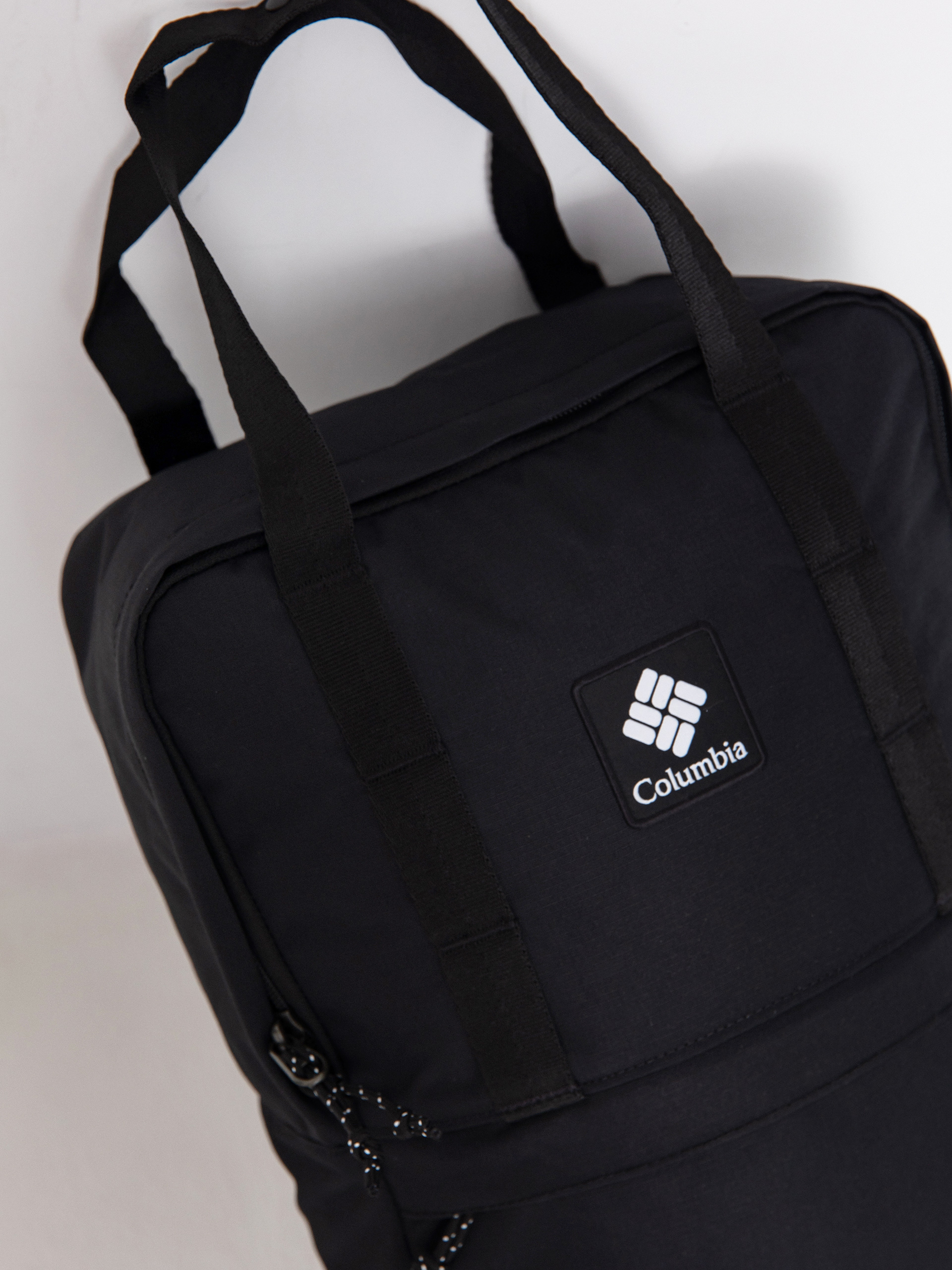 Batoh Columbia Trail Traveler 18L (black)