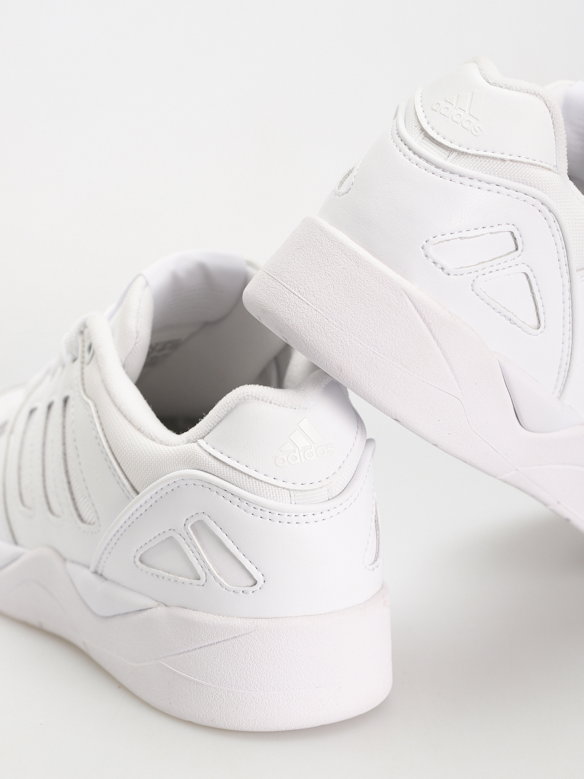 Topánky adidas Midcity Low (ftwwht/ftwwht/greone)