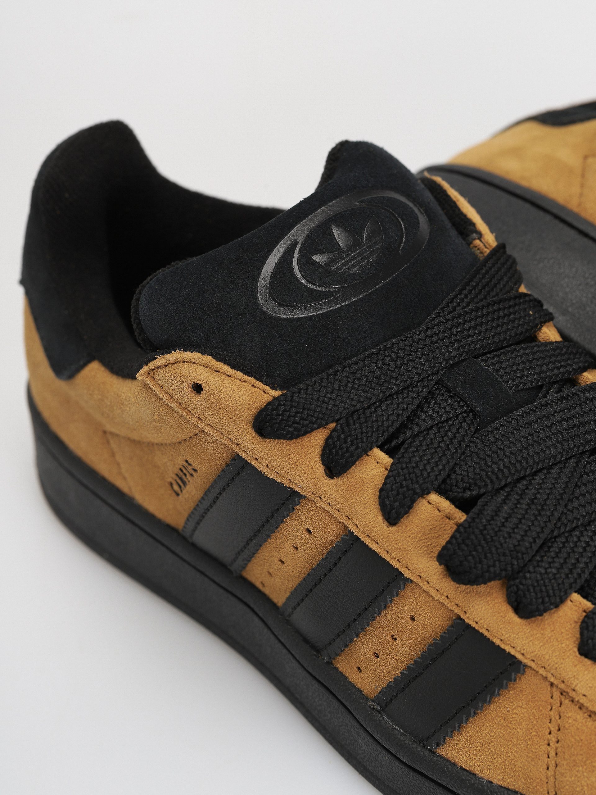 Topánky adidas Campus 00s (cblack/cblack/brostr)