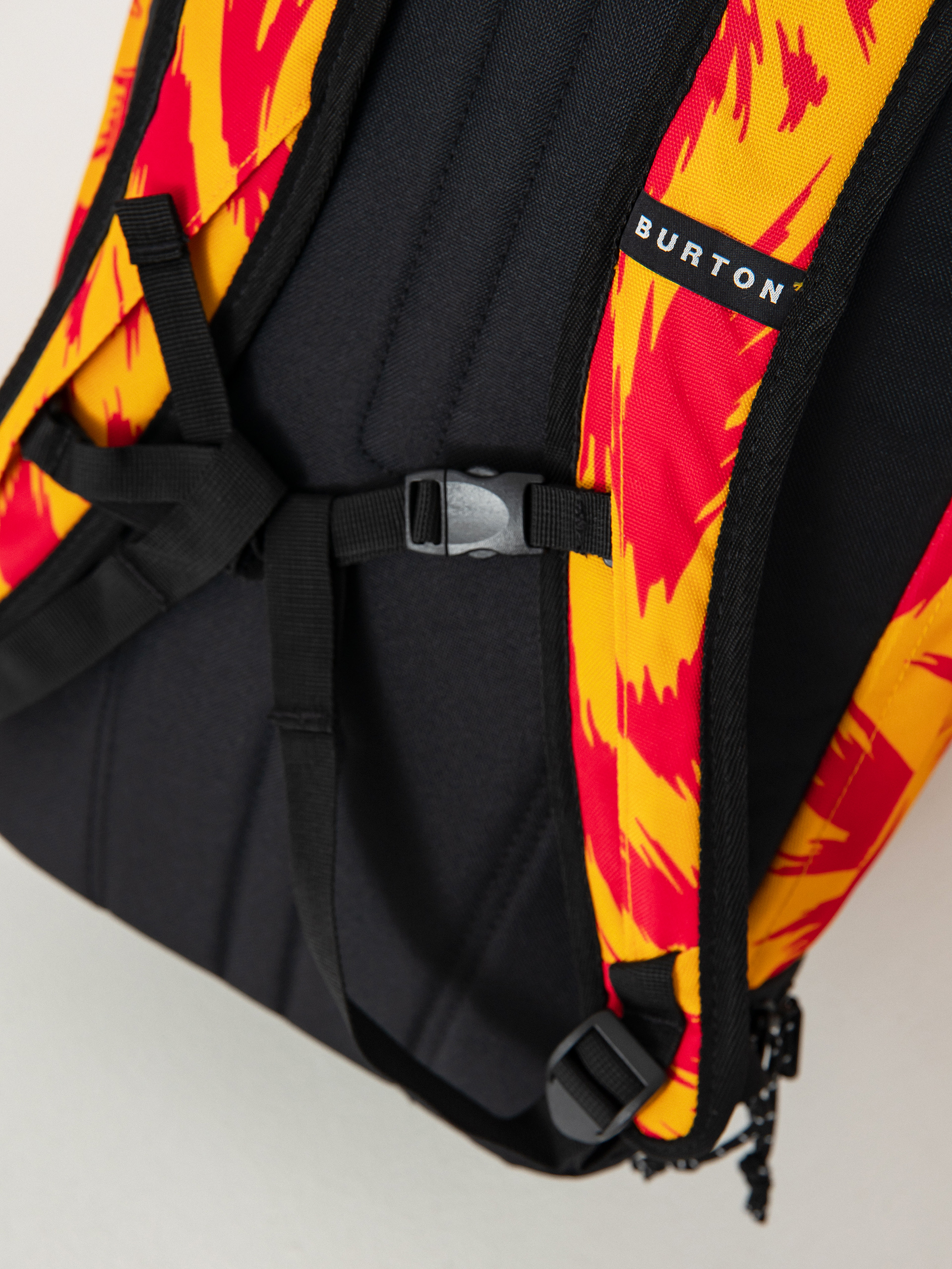 Batoh Burton Distortion 18L JR (fur goldenrod)