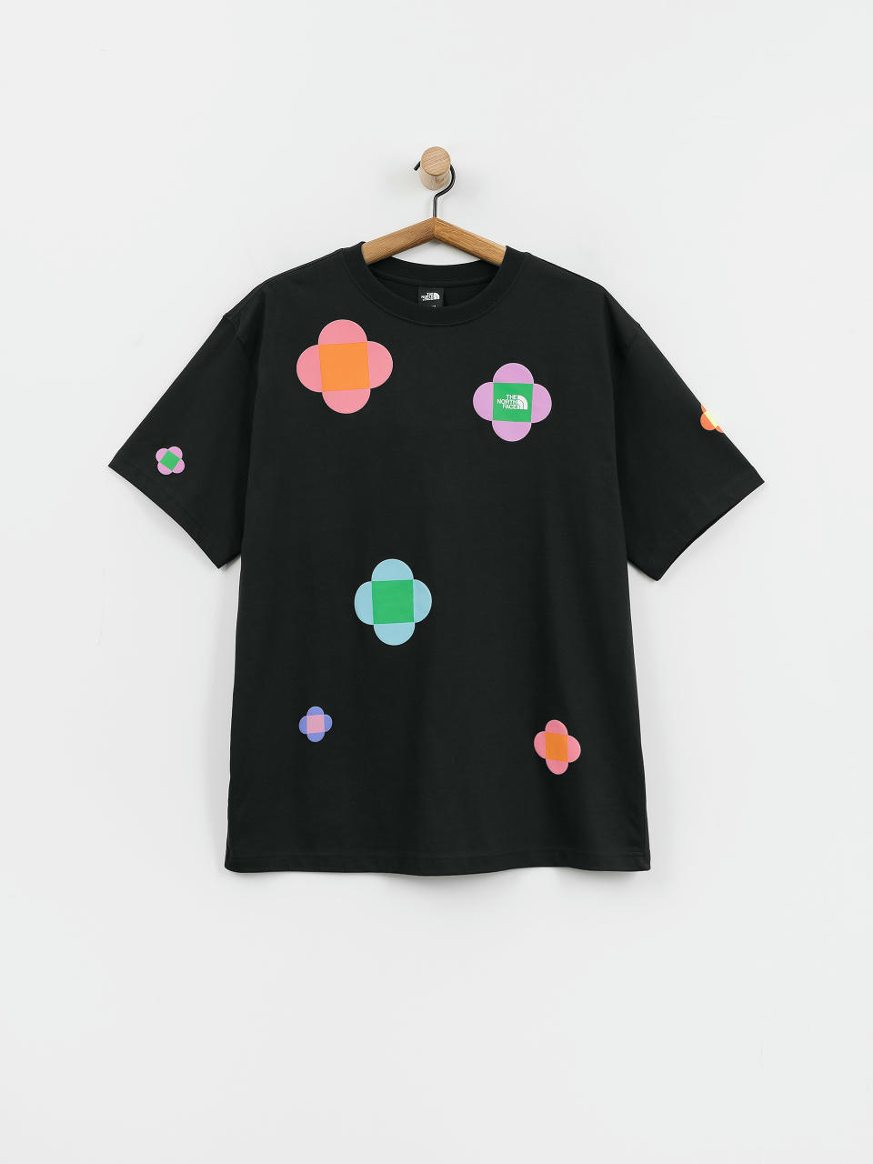 Tričko The North Face X Yinka Ilori Let’S Blossom Together Graphic (tnf black)