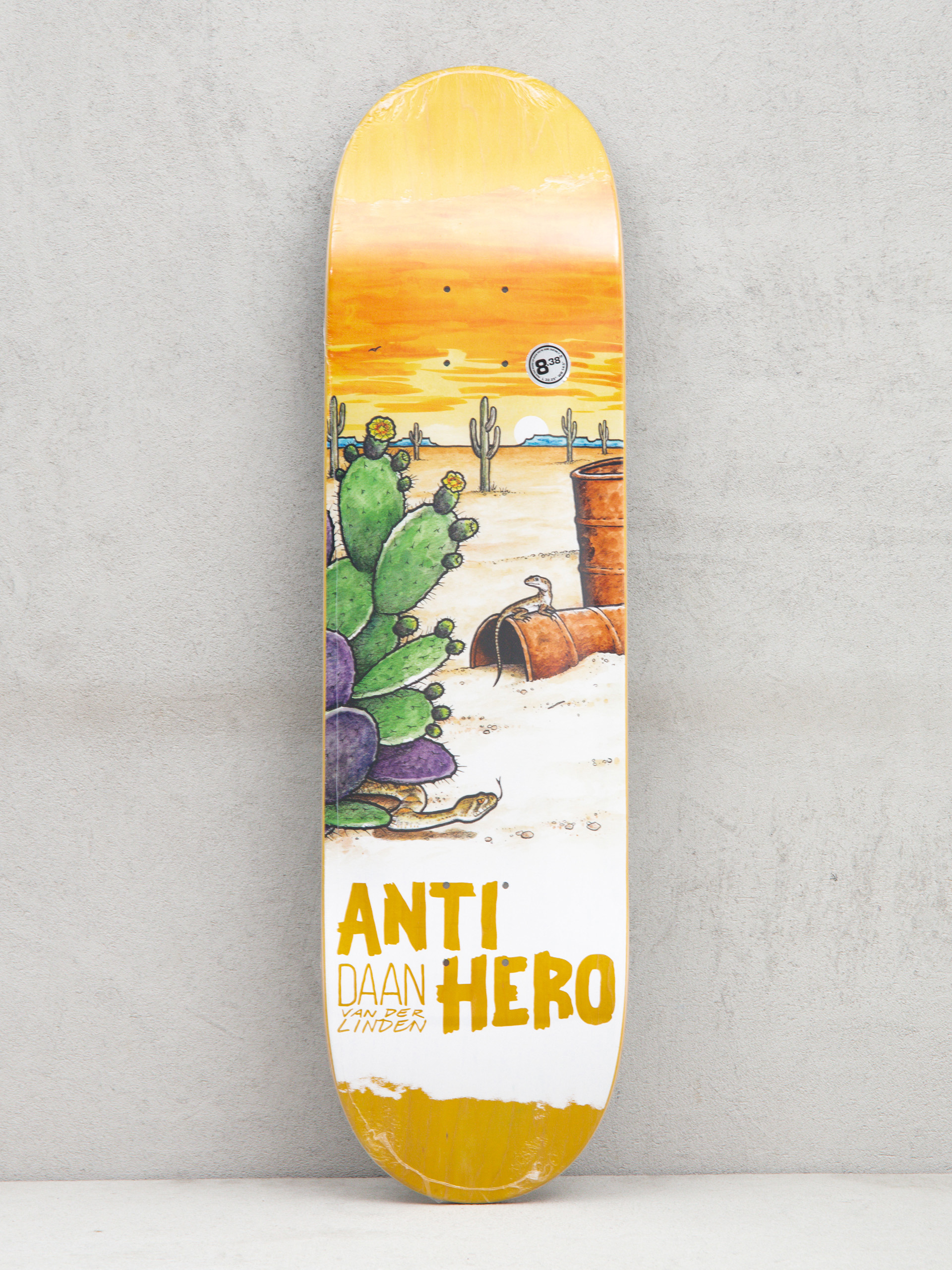 Doska Antihero Daan Desertscape (yellow)