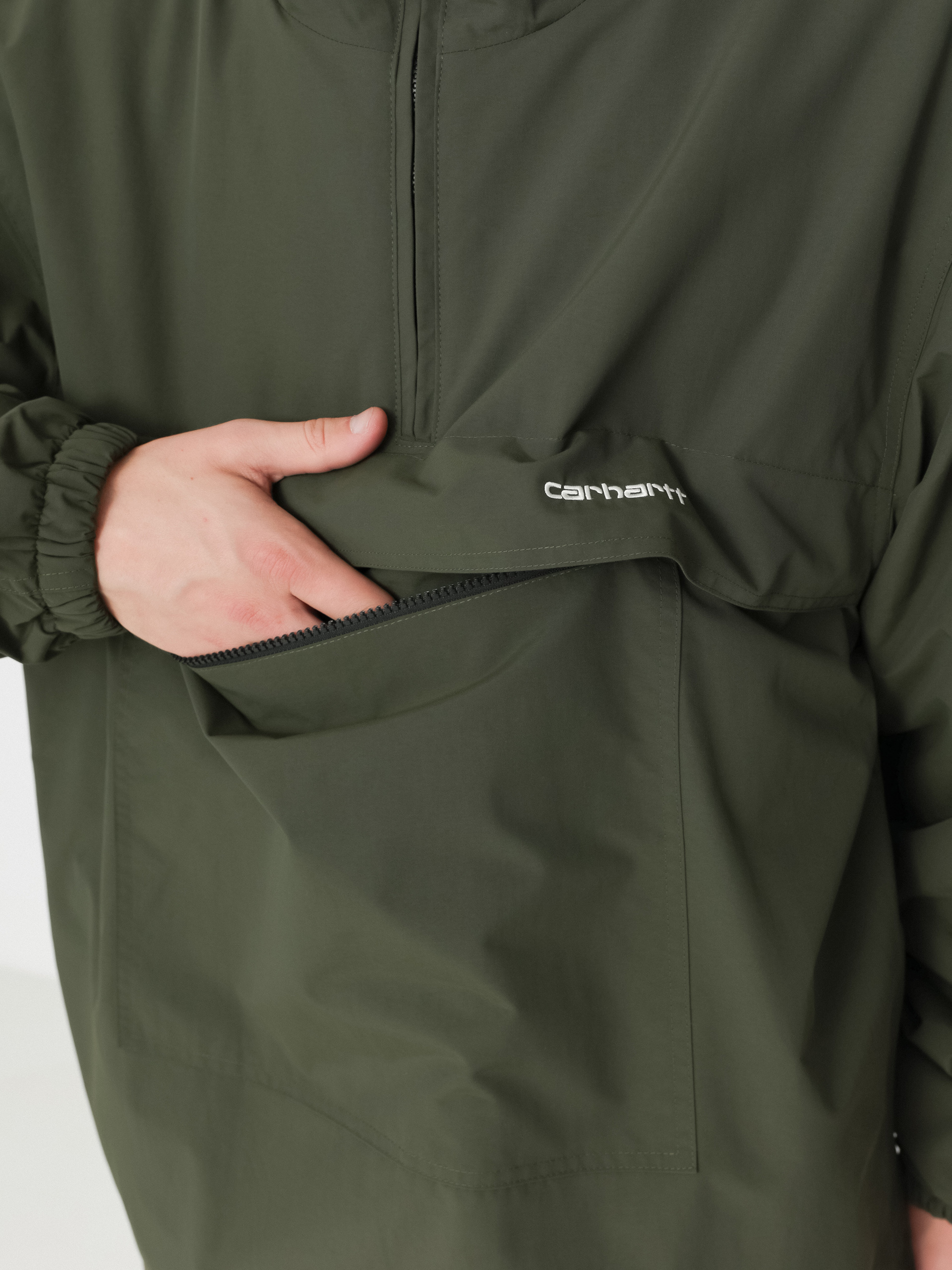 Bunda Carhartt WIP Windbreaker Pullover (office green/white)