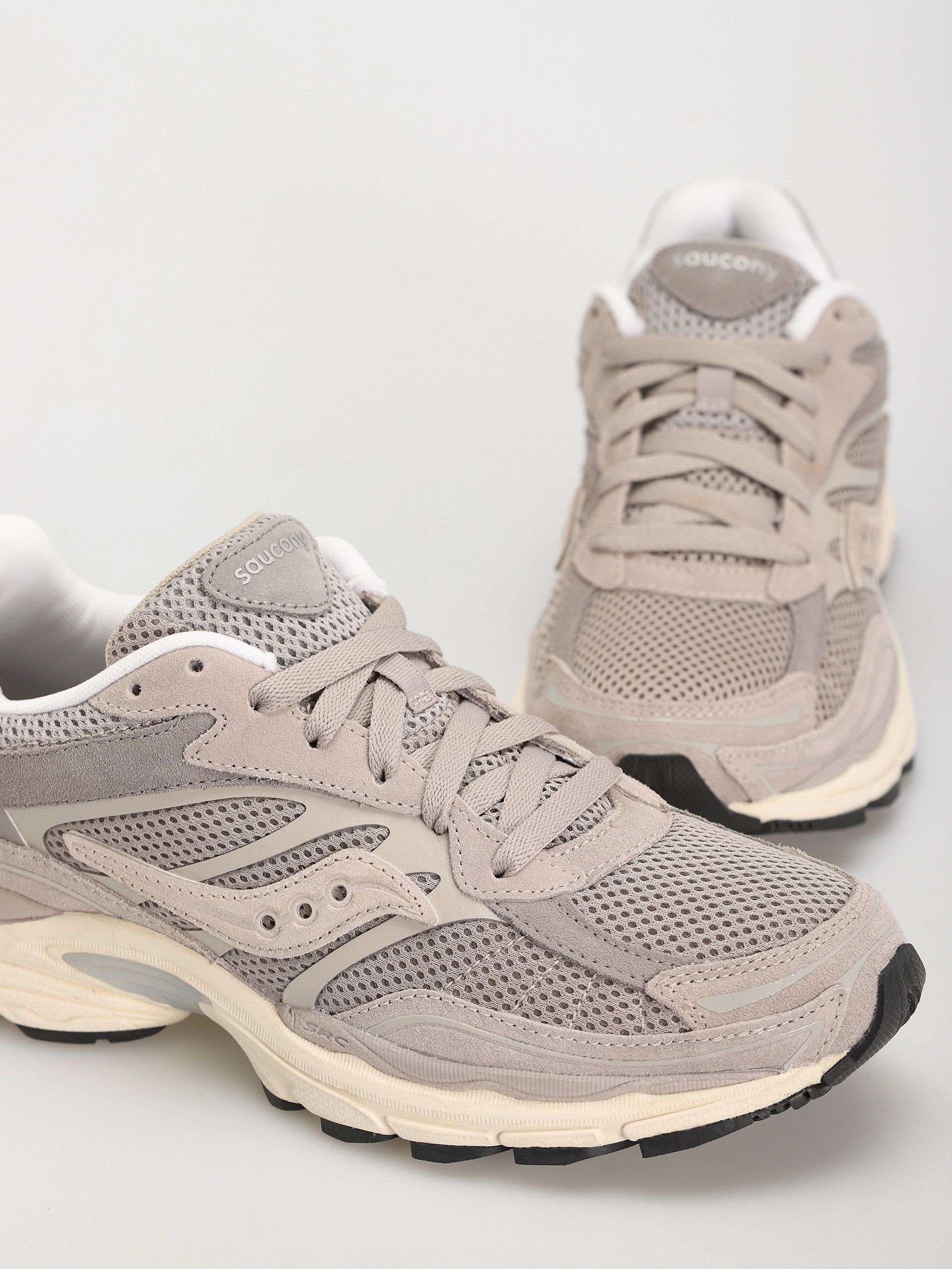 Topánky Saucony Progrid Omni 9 (grey)
