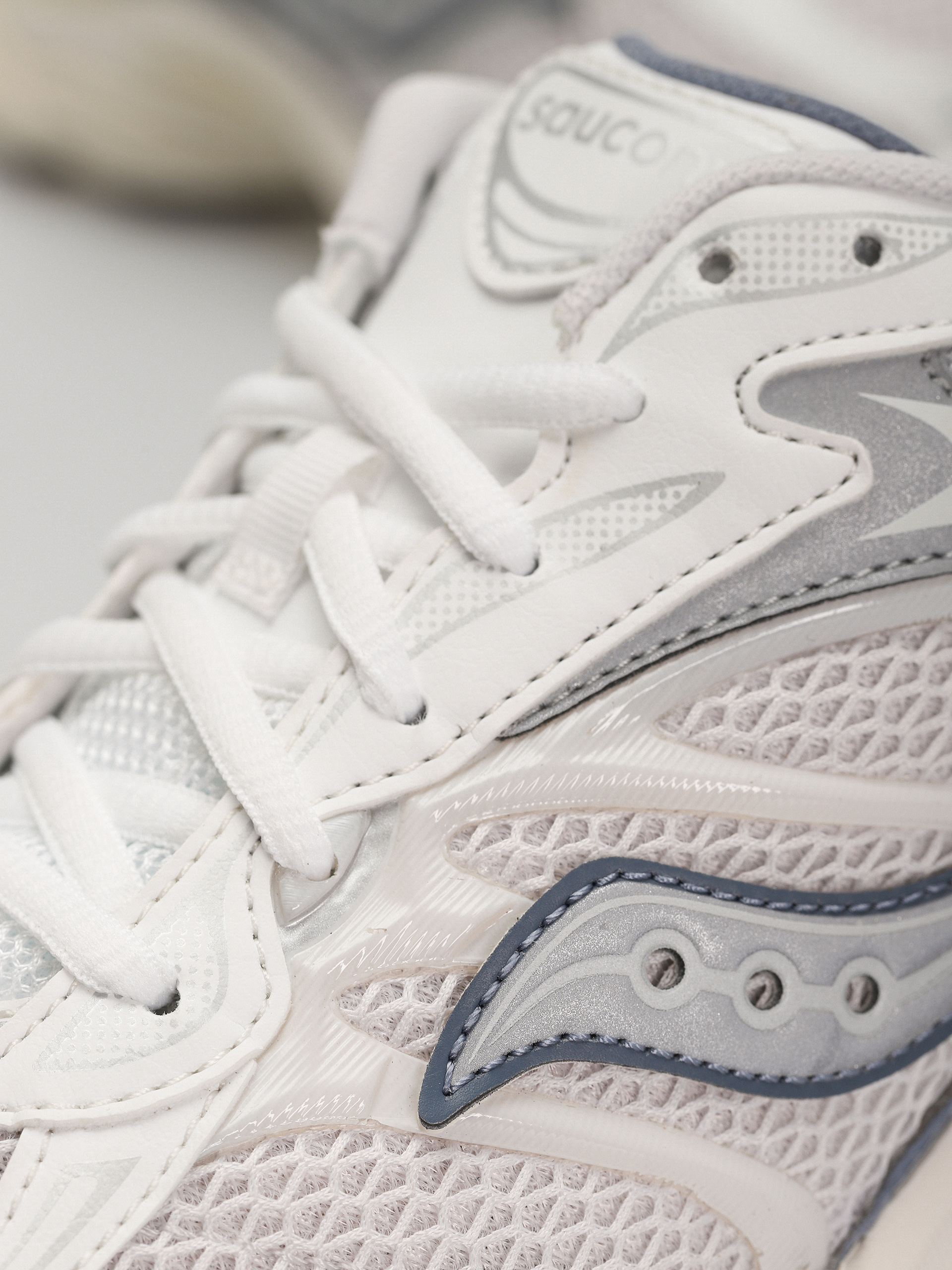 Topánky Saucony Progrid Omni 9 (ivory/blue)