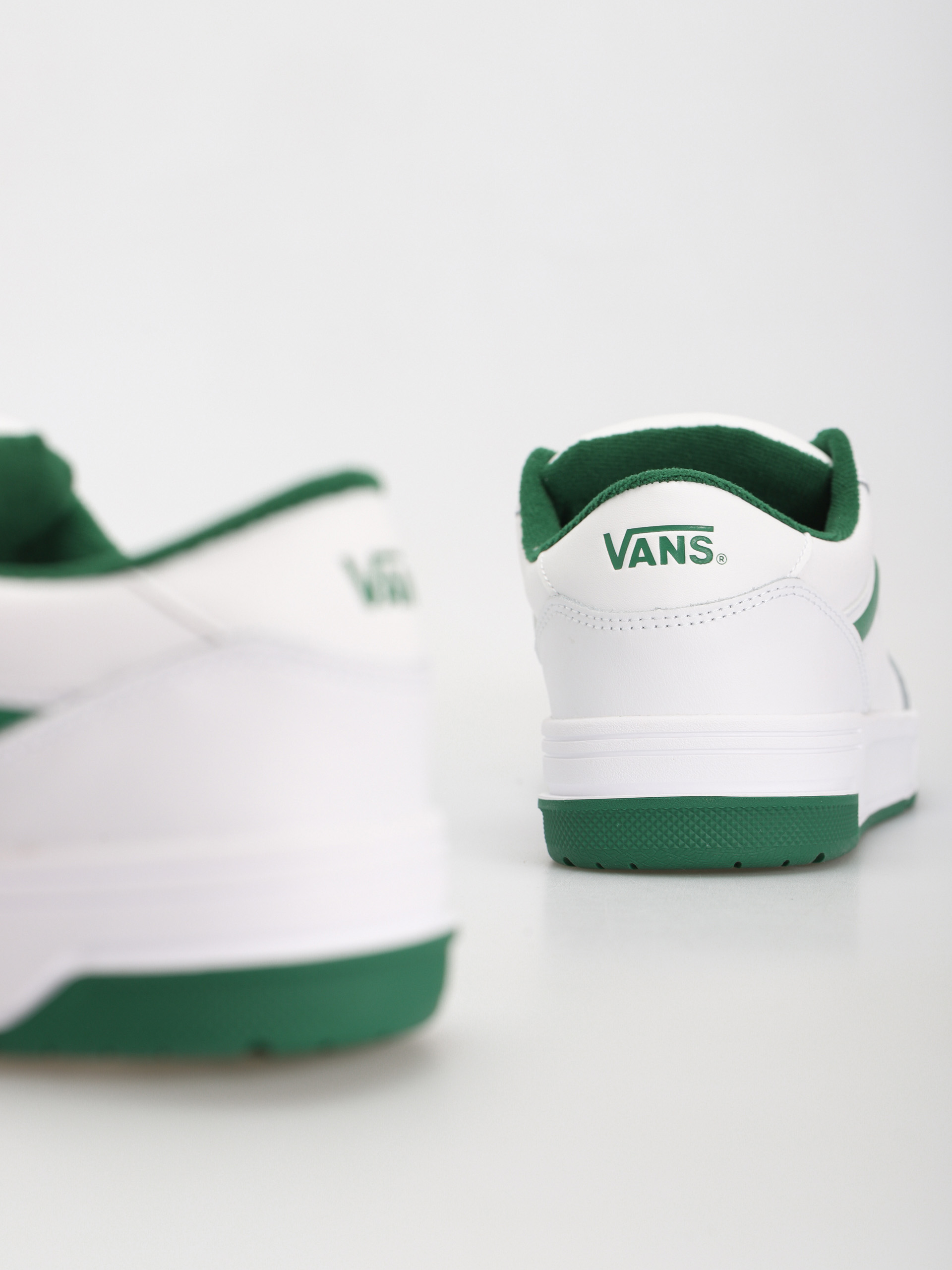 Topánky Vans Hylane (pop green)