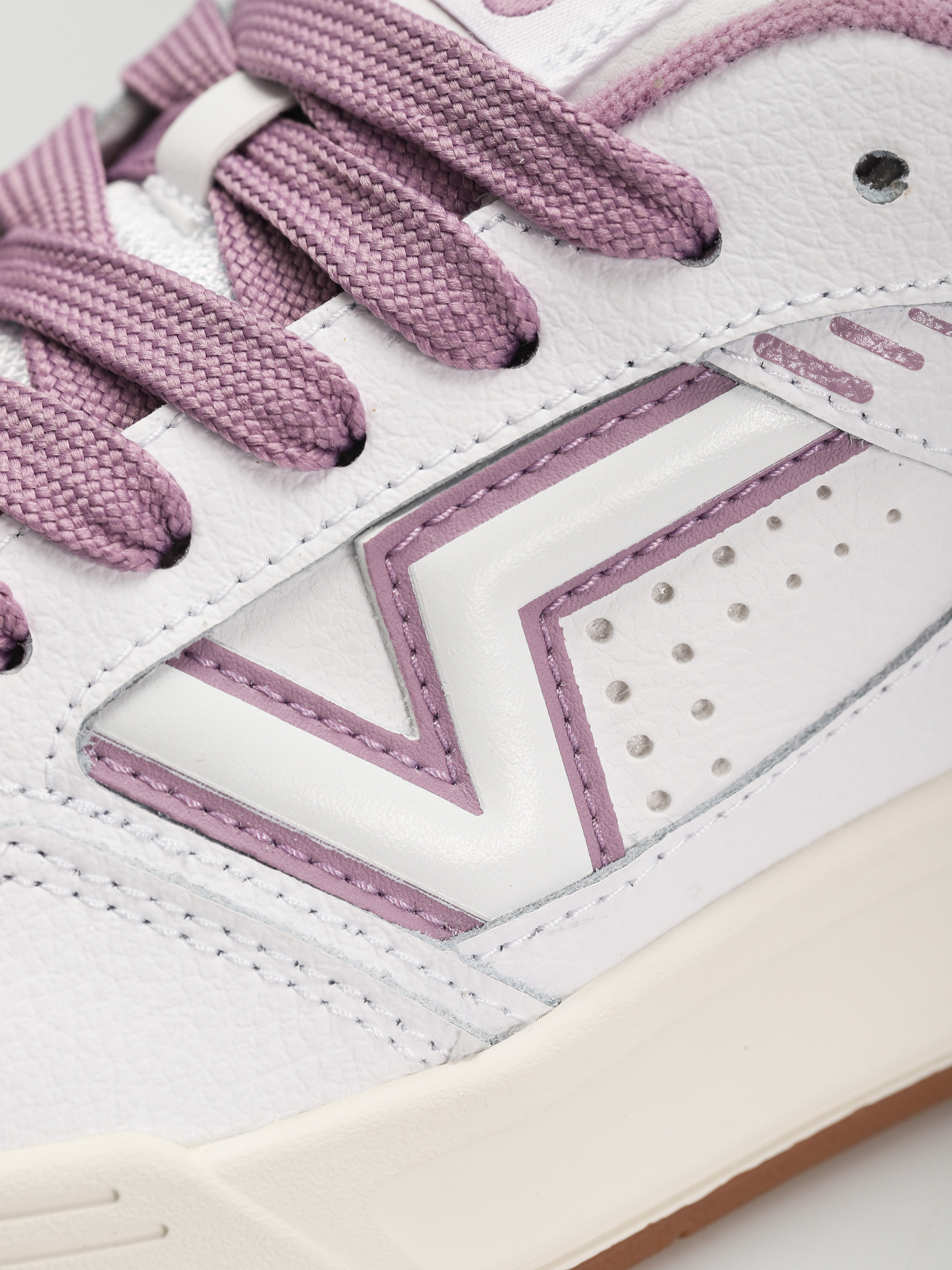 Topánky Vans Upland (vintage leather purple)