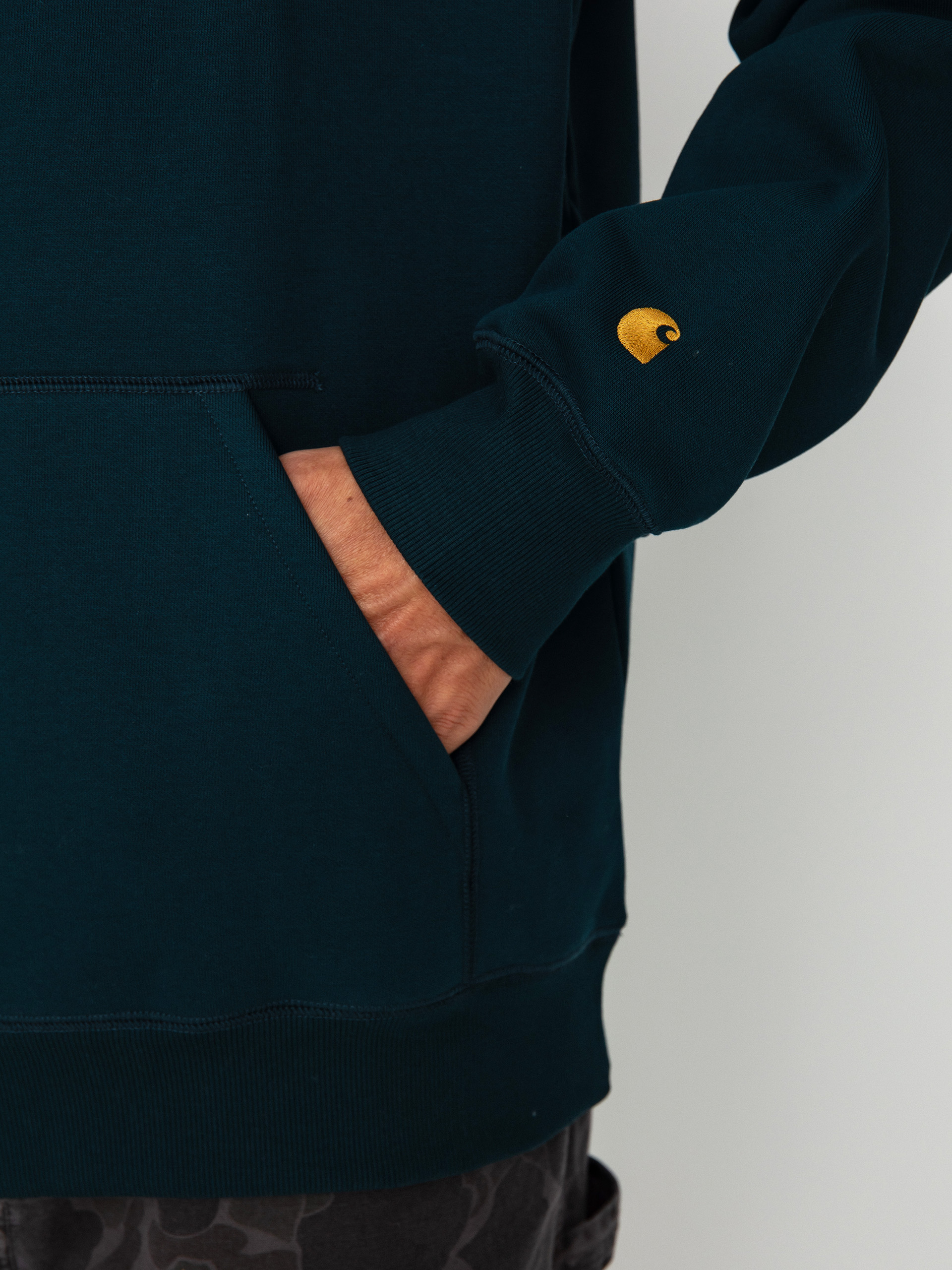 Mikina s kapucňou Carhartt WIP Chase HD (duck blue/gold)