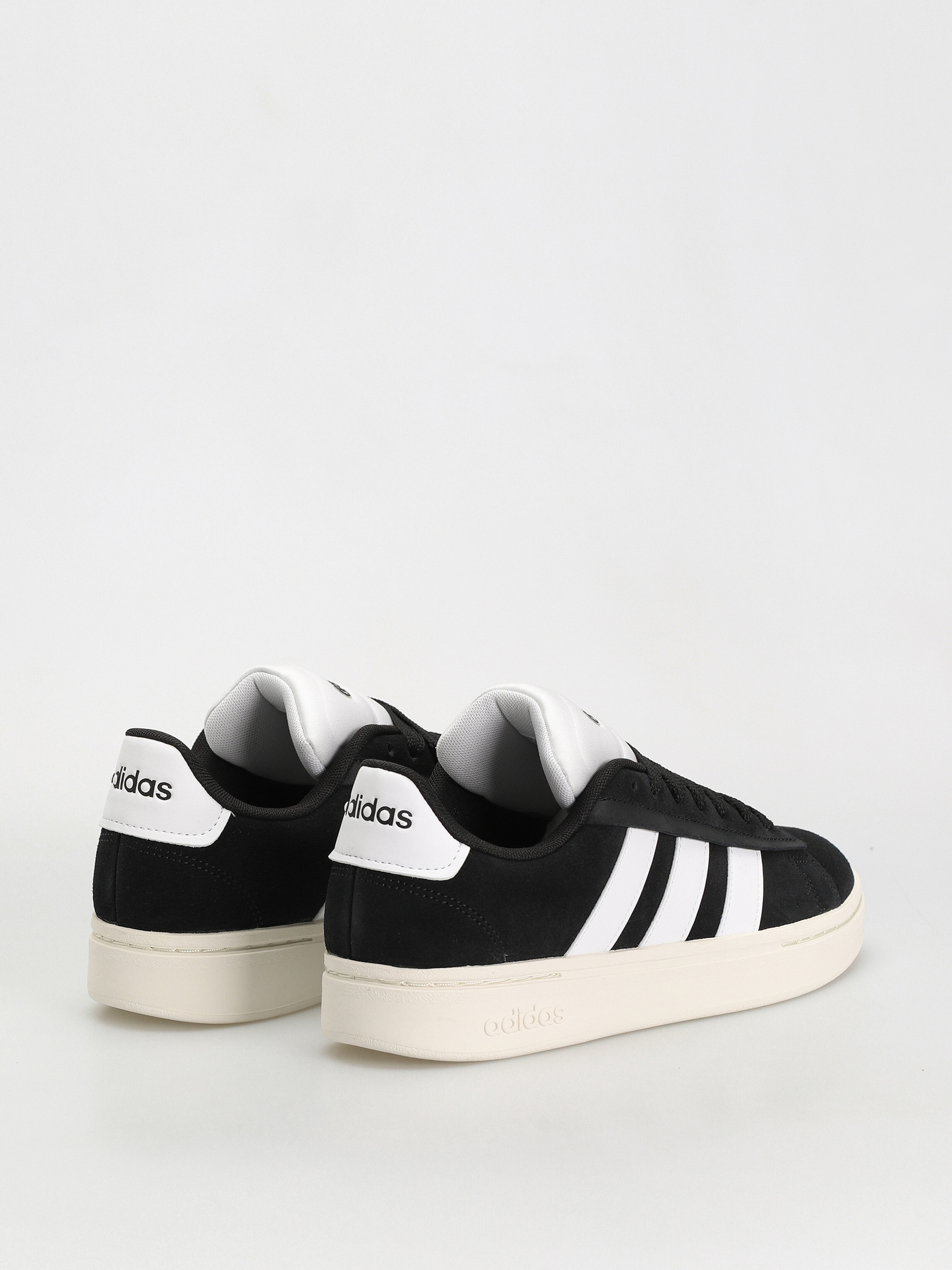 Topánky adidas Grand Court Alpha 0 (cblack/ftwwht/owhite)