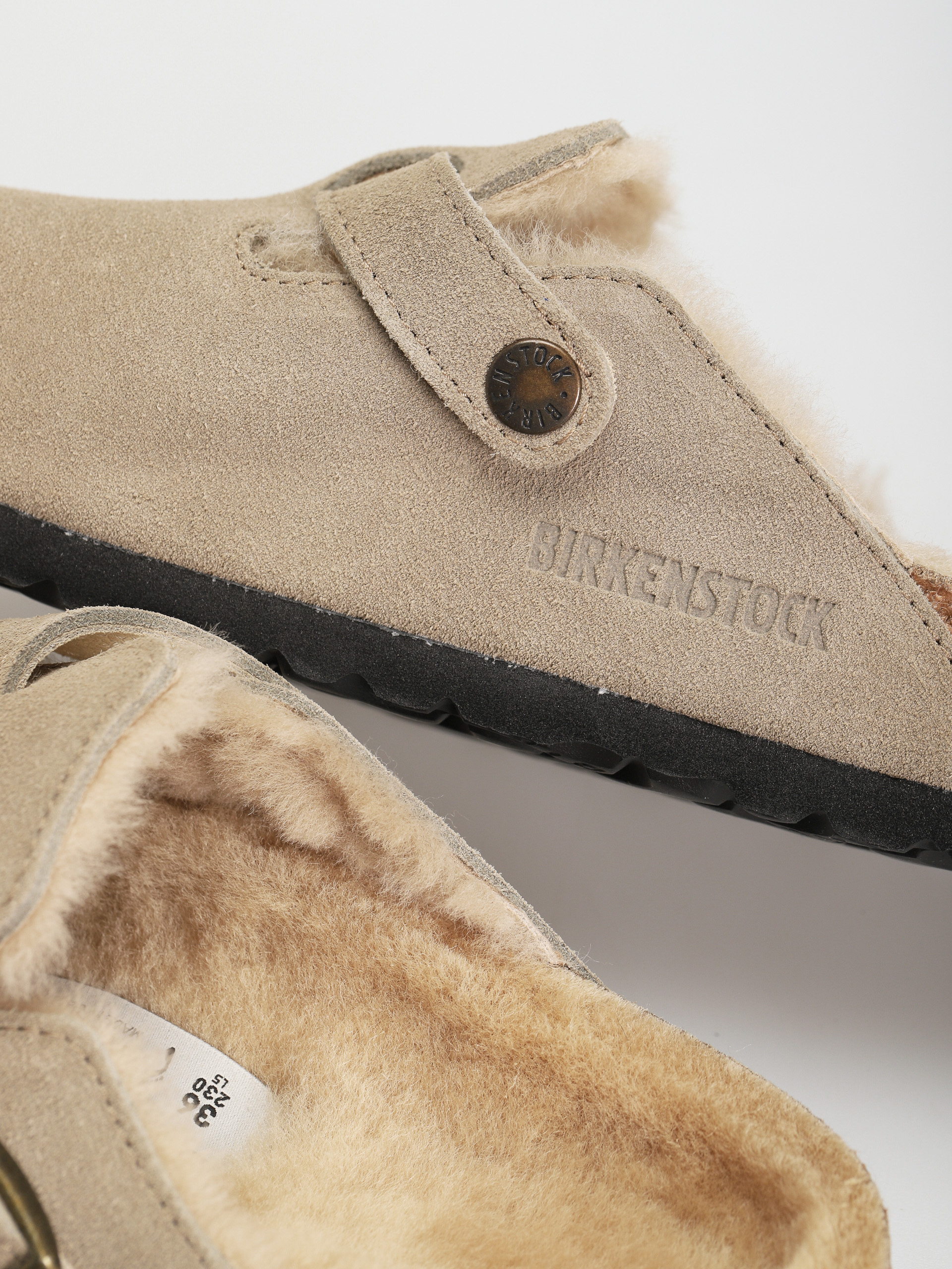 Šľapky Birkenstock Boston Shearling Suede Leather Fur Narrow Wmn (taupe)