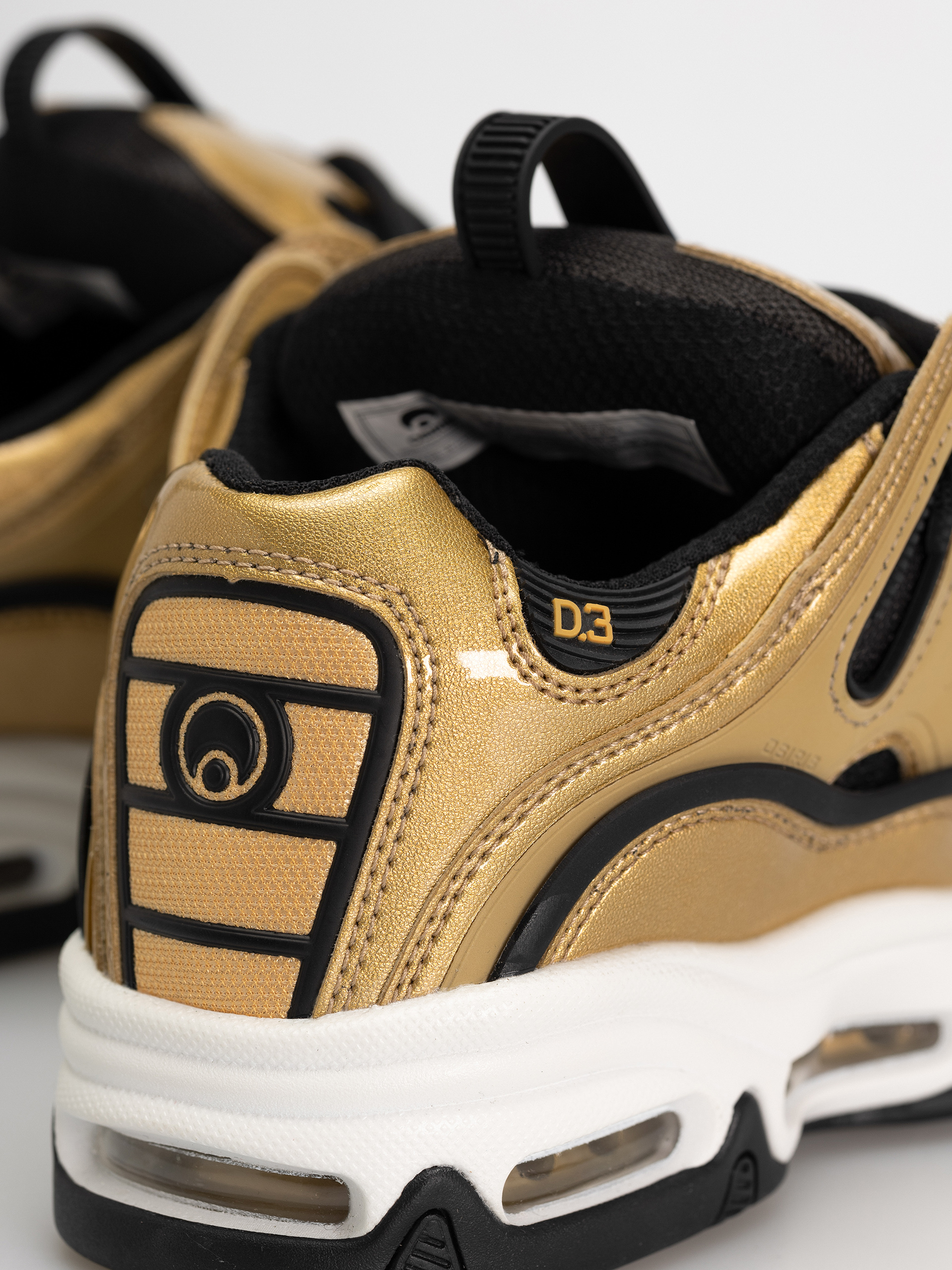 Topánky Osiris D3 2001 (gold/black/white)