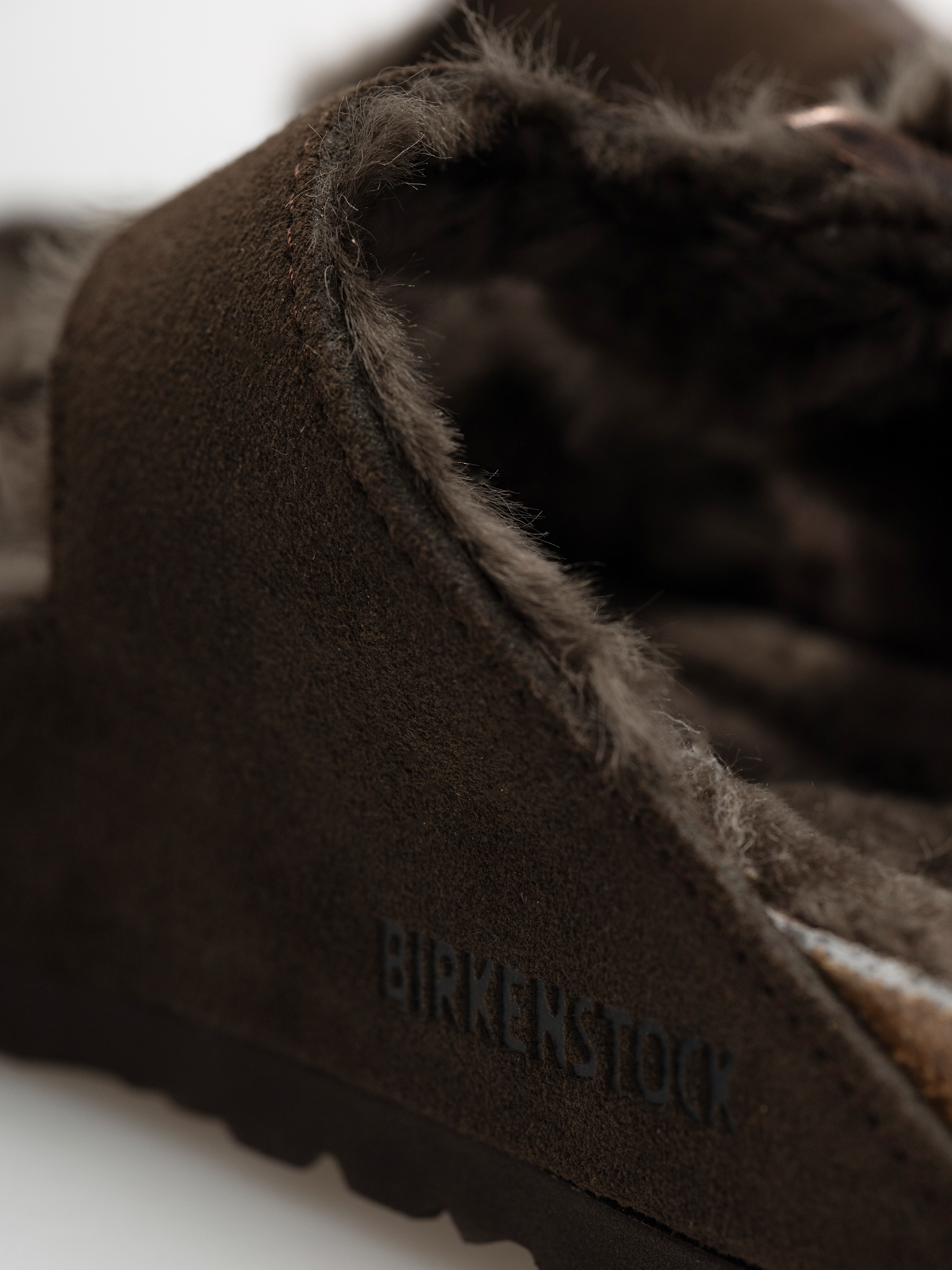 Šľapky Birkenstock Arizona Shearling Suede Leather Fur Narrow Wmn (mocha)