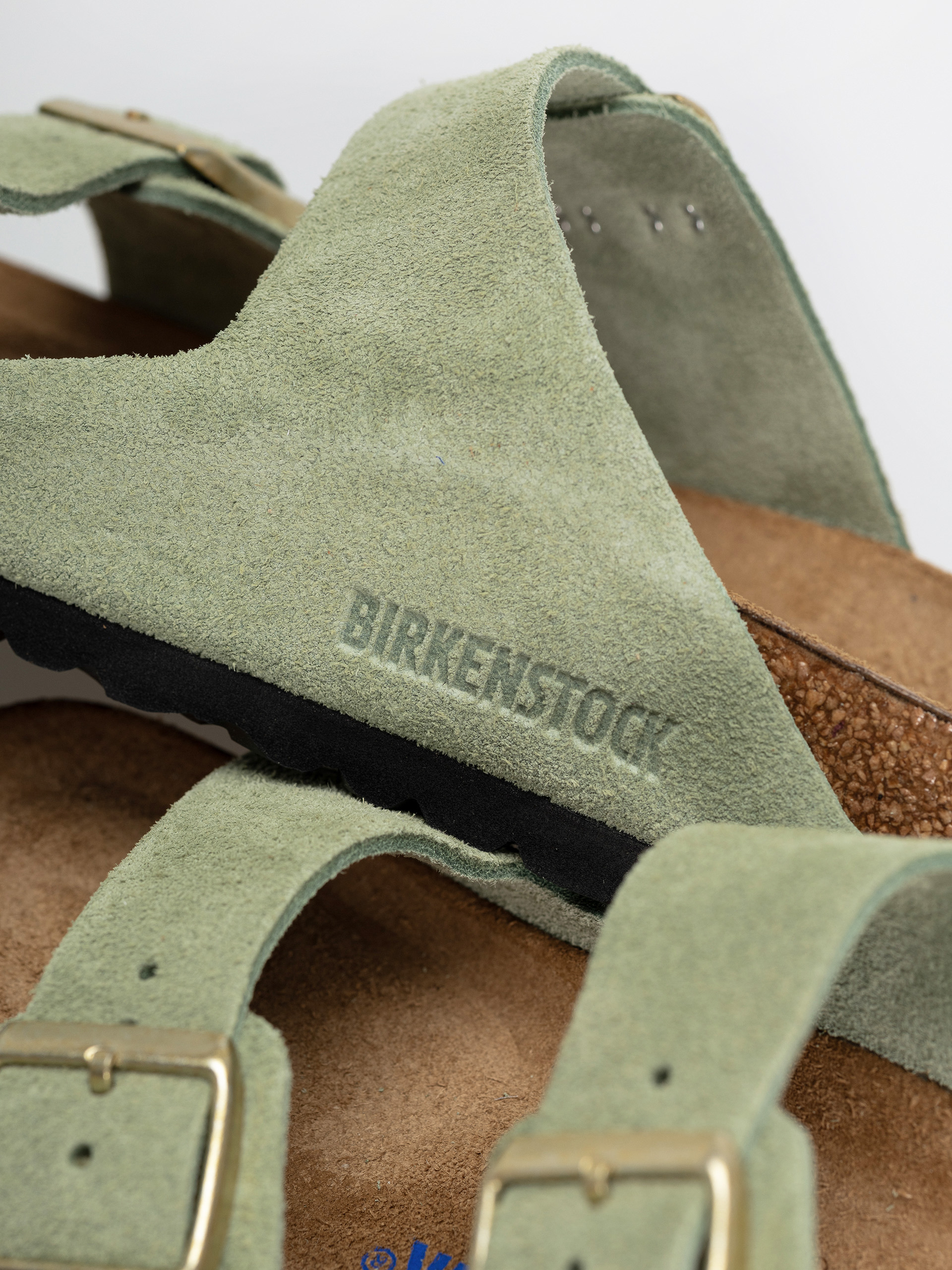 Šľapky Birkenstock Arizona Soft Footbed Suede Leather Narrow Wmn (green tea)