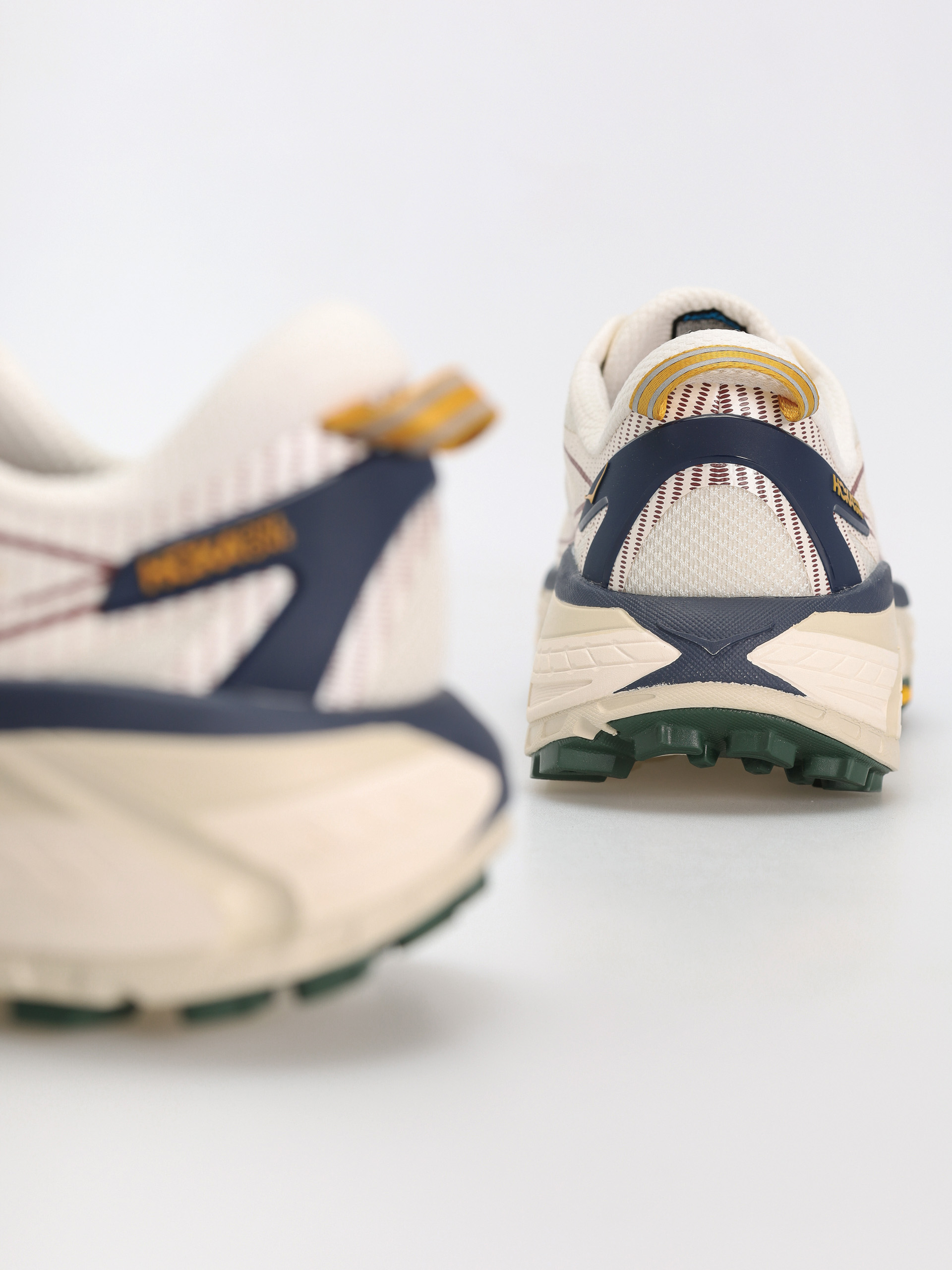 Topánky Hoka Mafate Speed 2 (alabaster/oat milk)