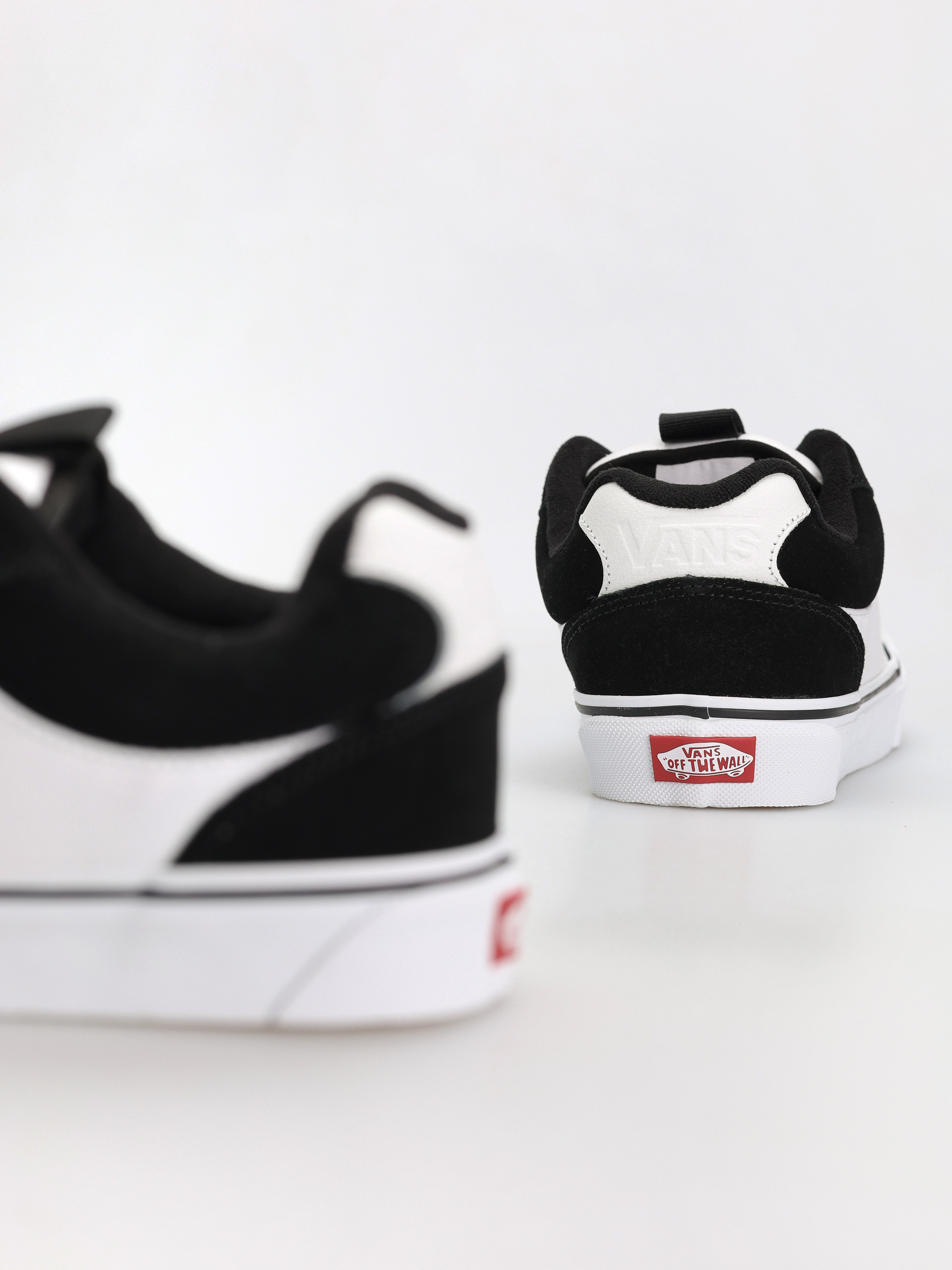 Topánky Vans Chukka Push (2-tone black/white)