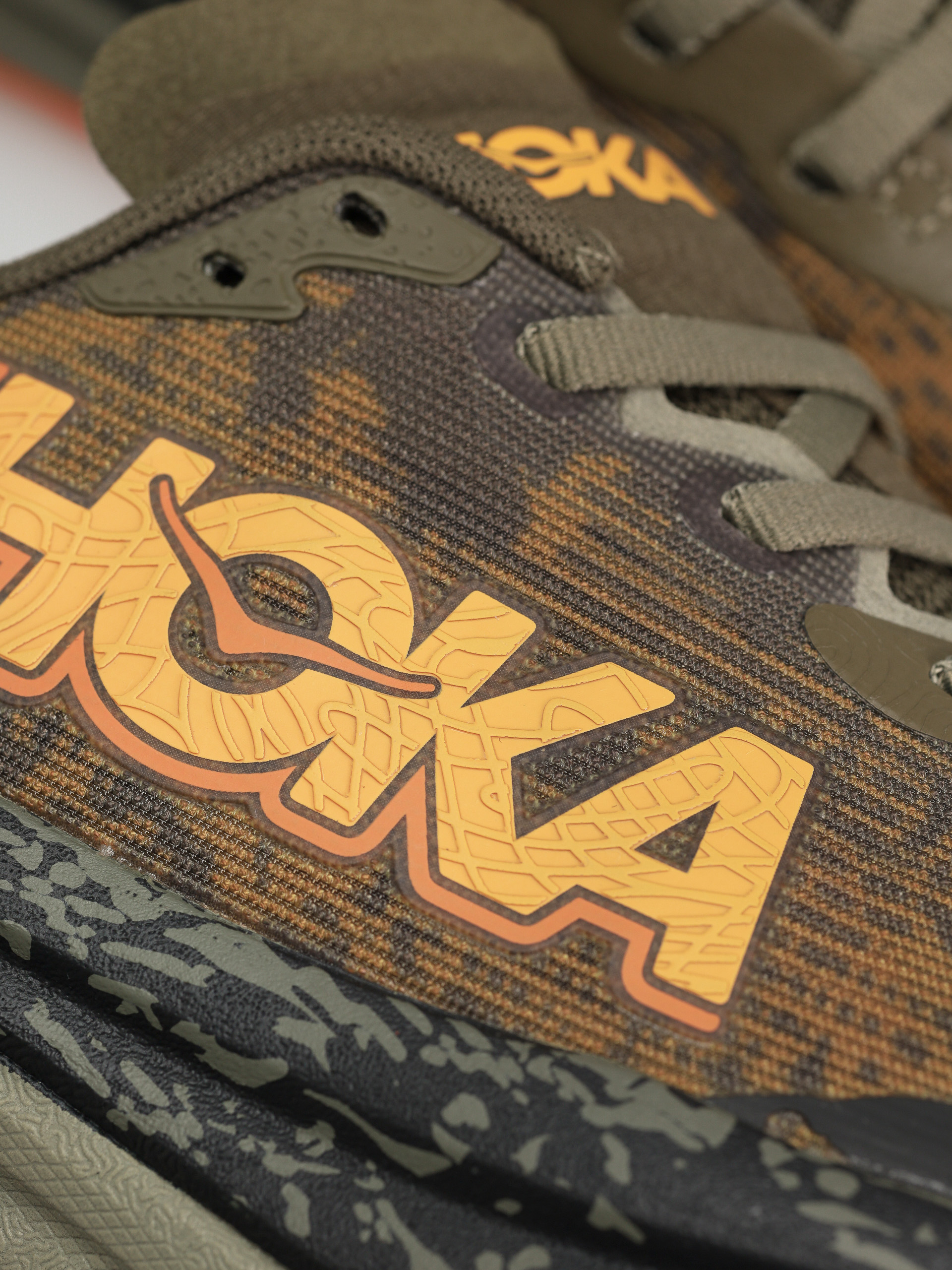 Topánky Hoka Speedgoat 6 (antique olive/squash)