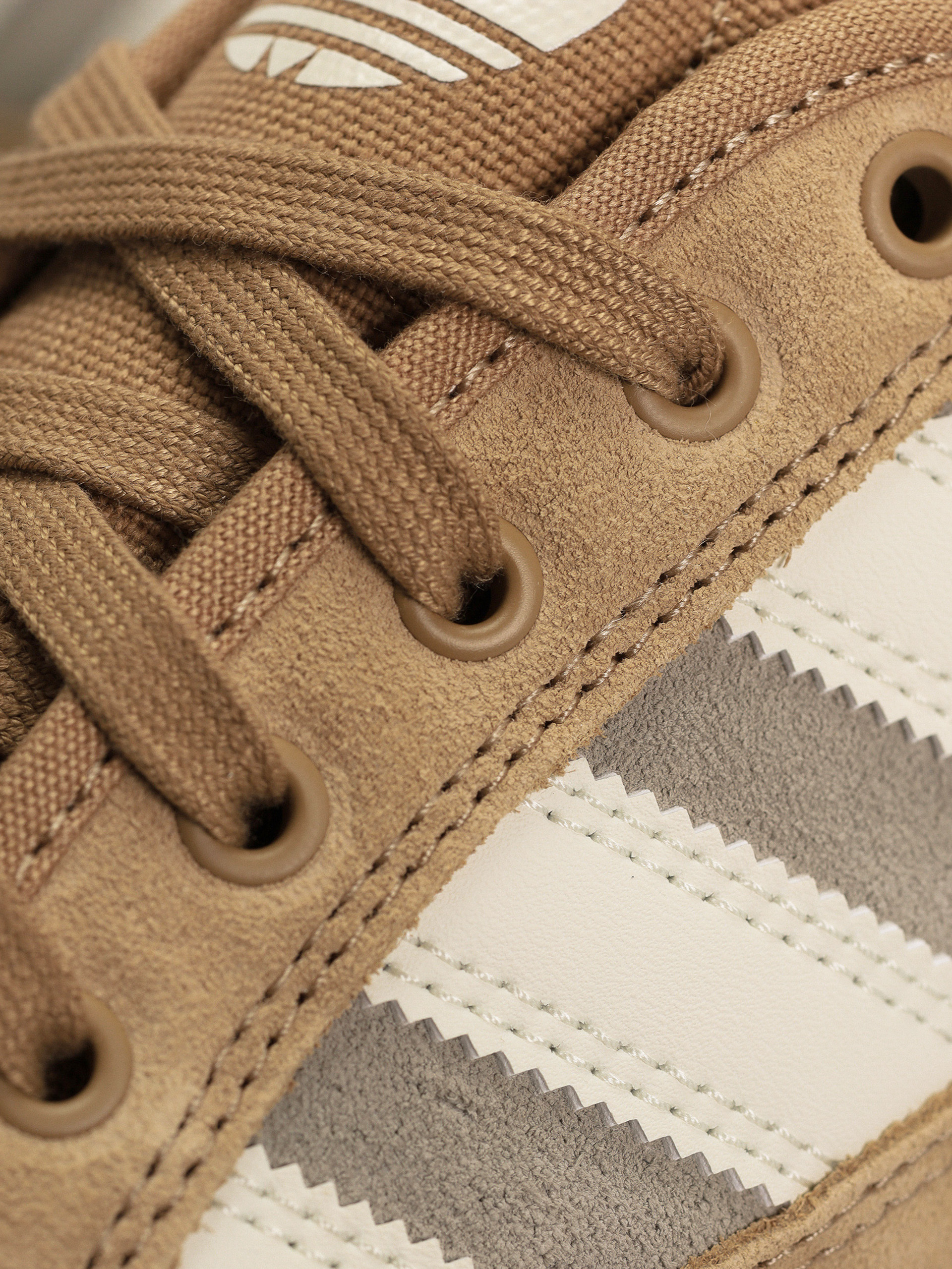 Topánky adidas Court TNS Premiere (cardbo/owhite/silpeb)