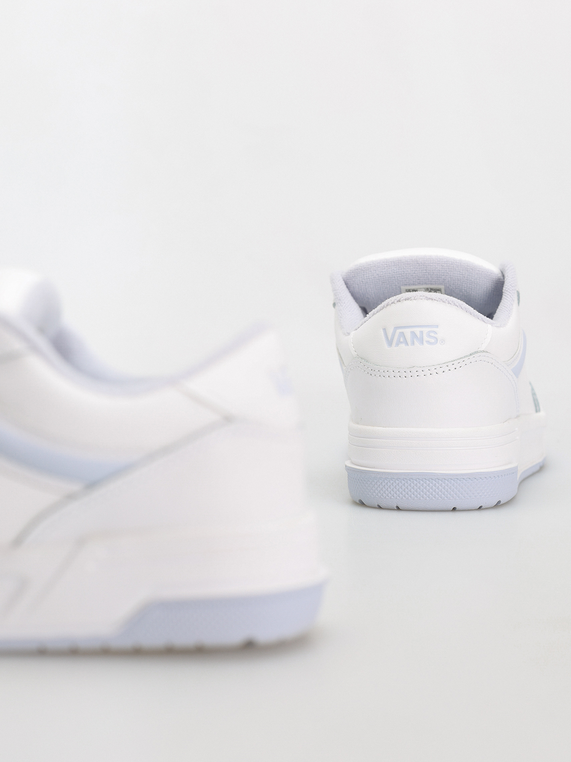 Topánky Vans Hylane (pop baby blue)