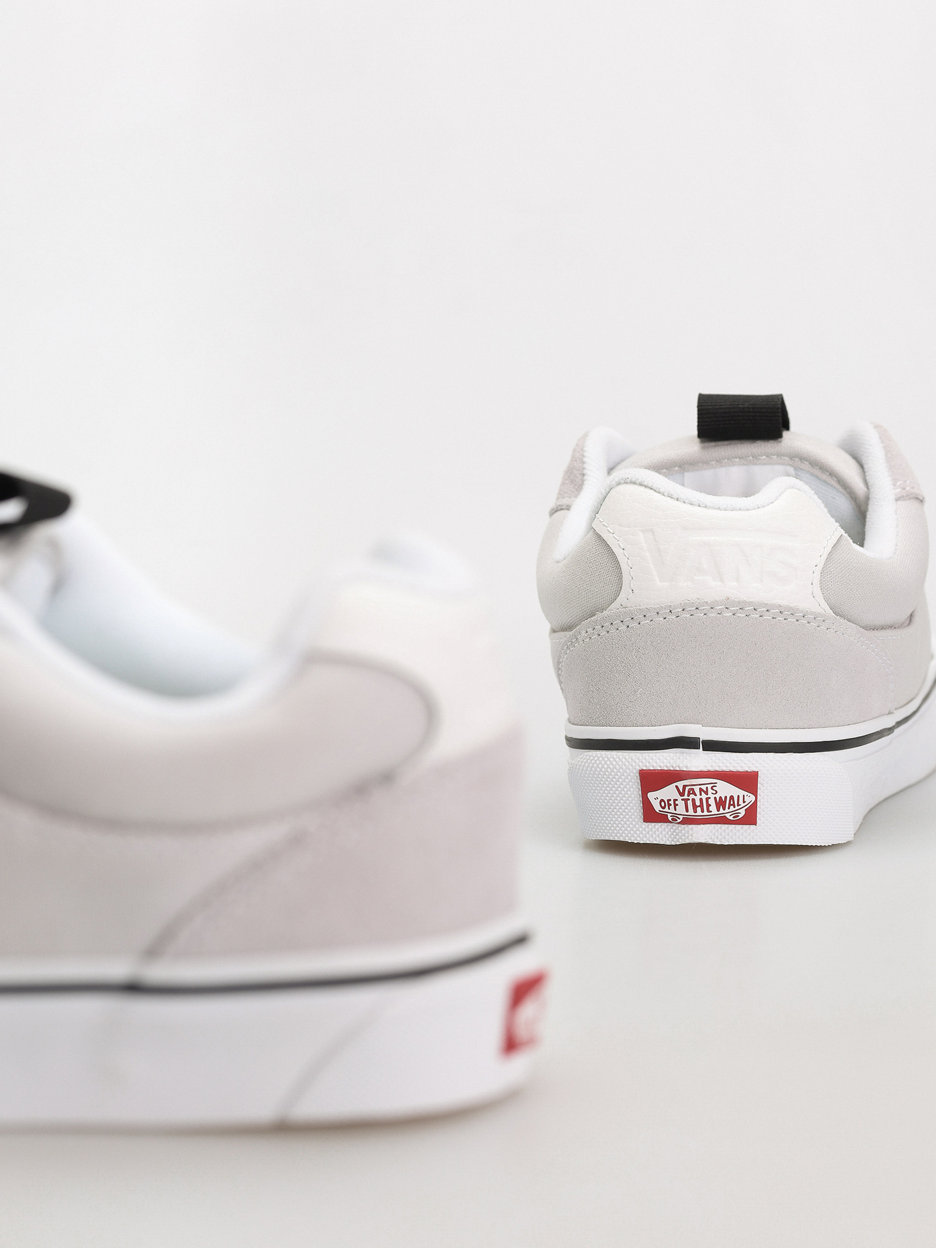 Topánky Vans Chukka Push (grey/white)