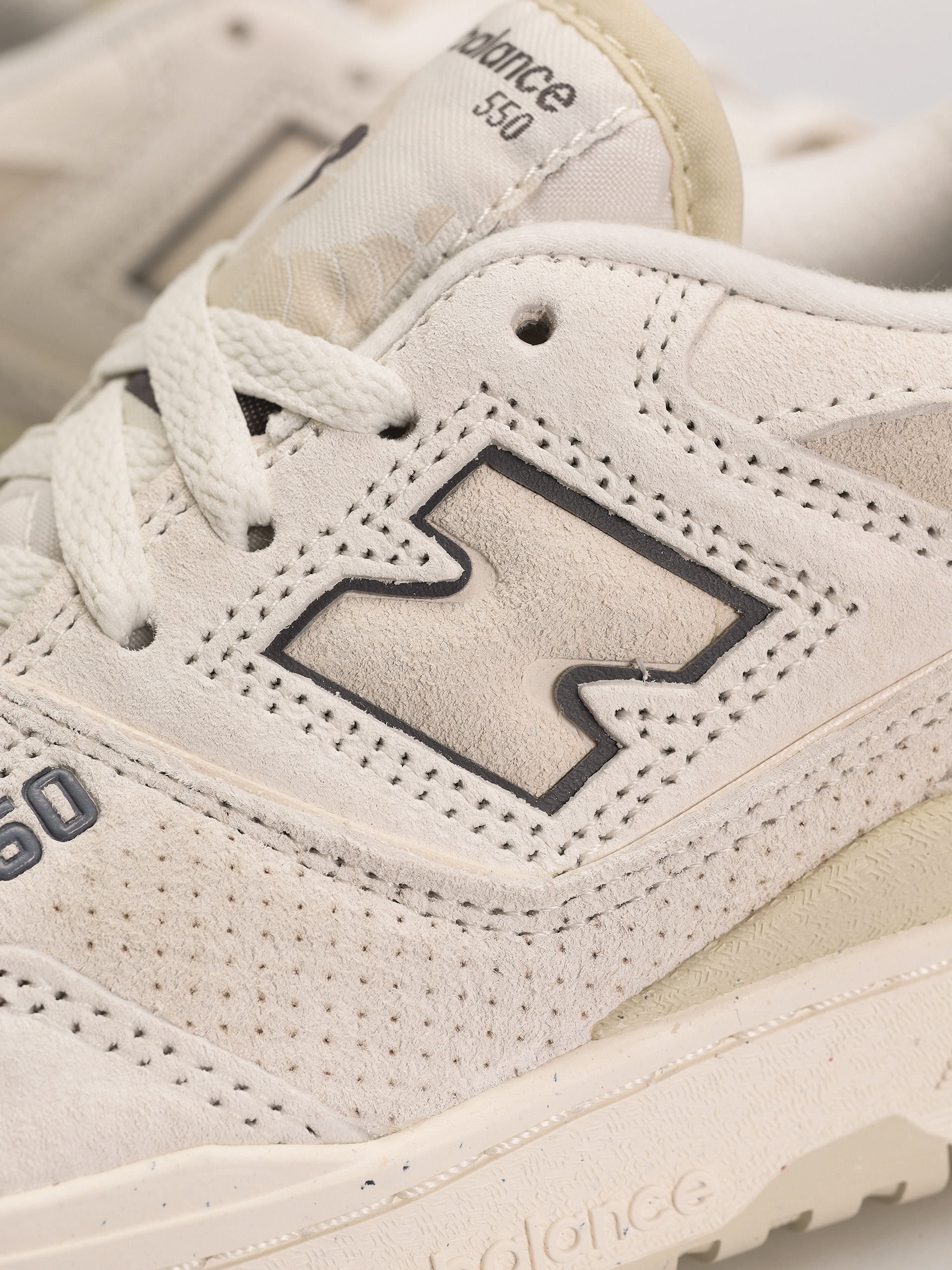 Topánky New Balance 550 Wmn (turtledove)