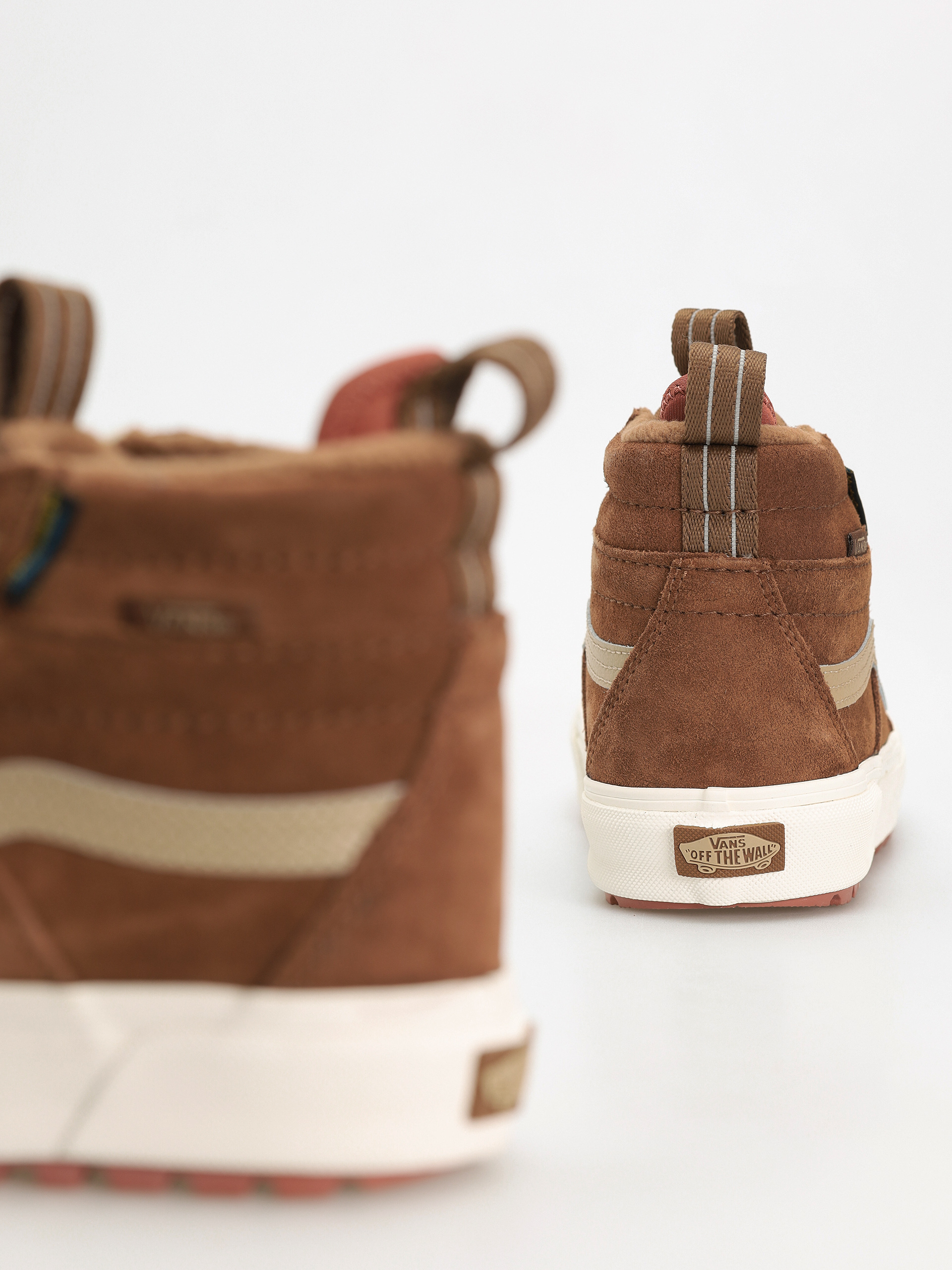 Topánky Vans Sk8 Hi Waterproof MTE (brown)