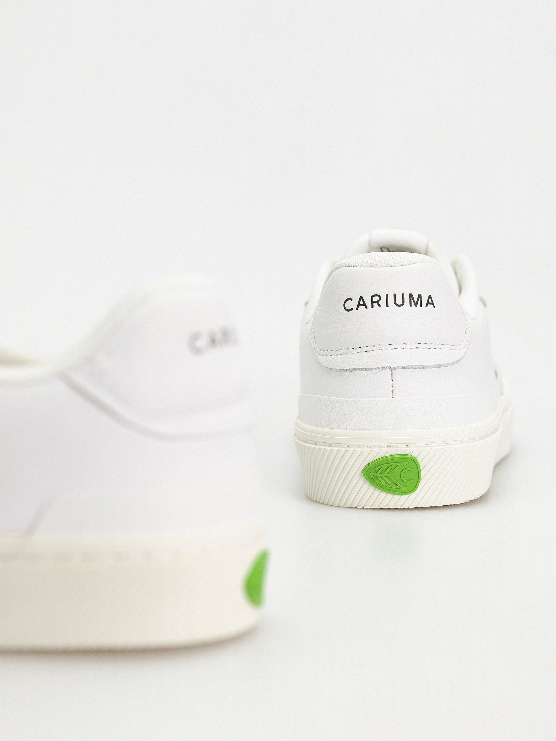 Topánky Cariuma Luan Pro (white premium leather)