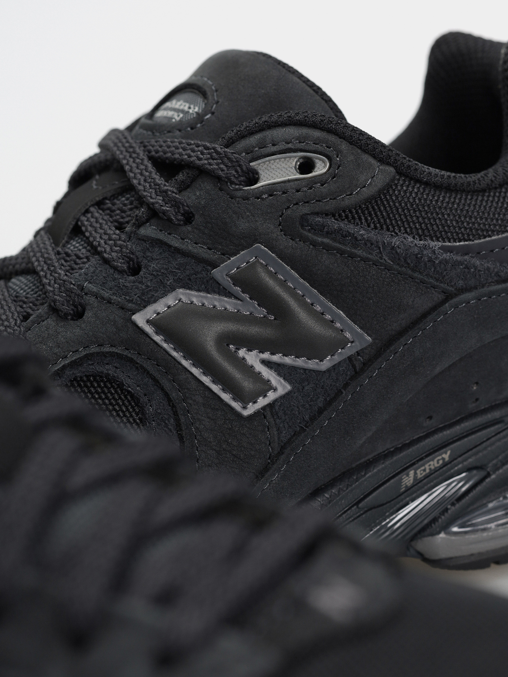 Topánky New Balance 2002 (black)