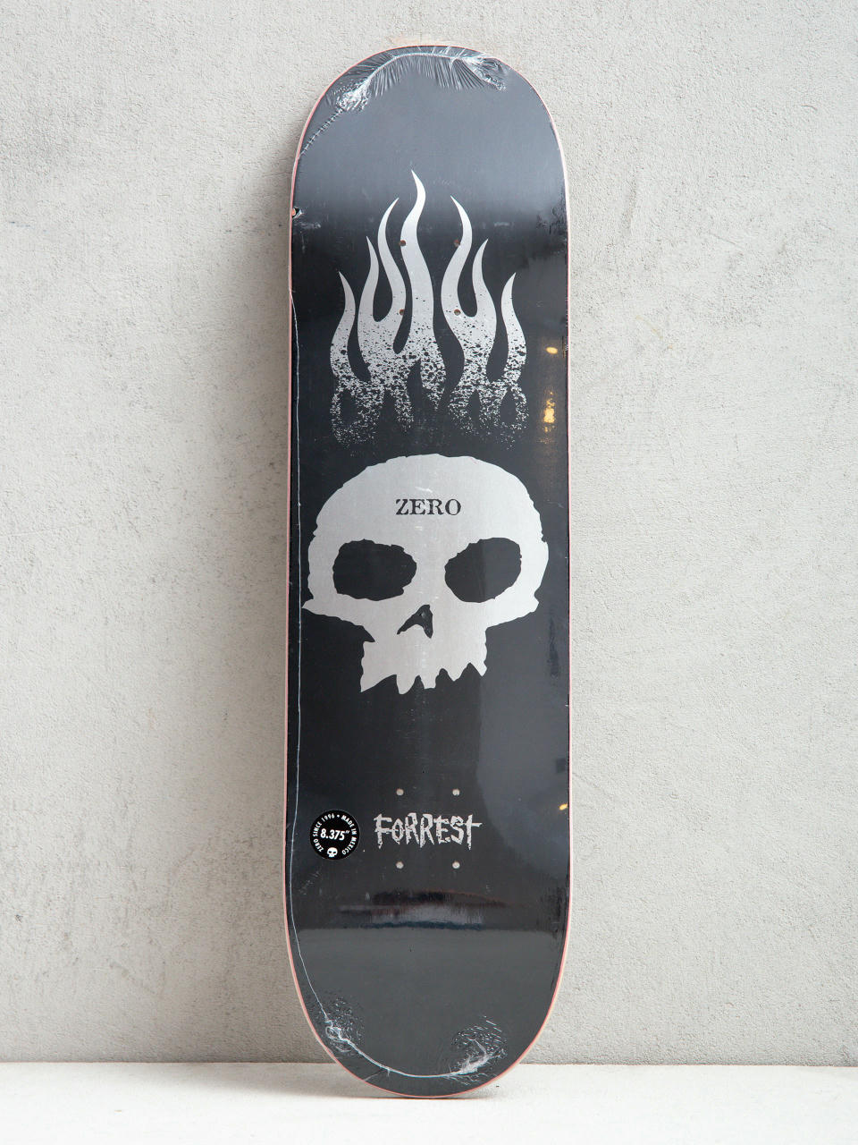 Doska Zero Flaming Skull Edwards (black)