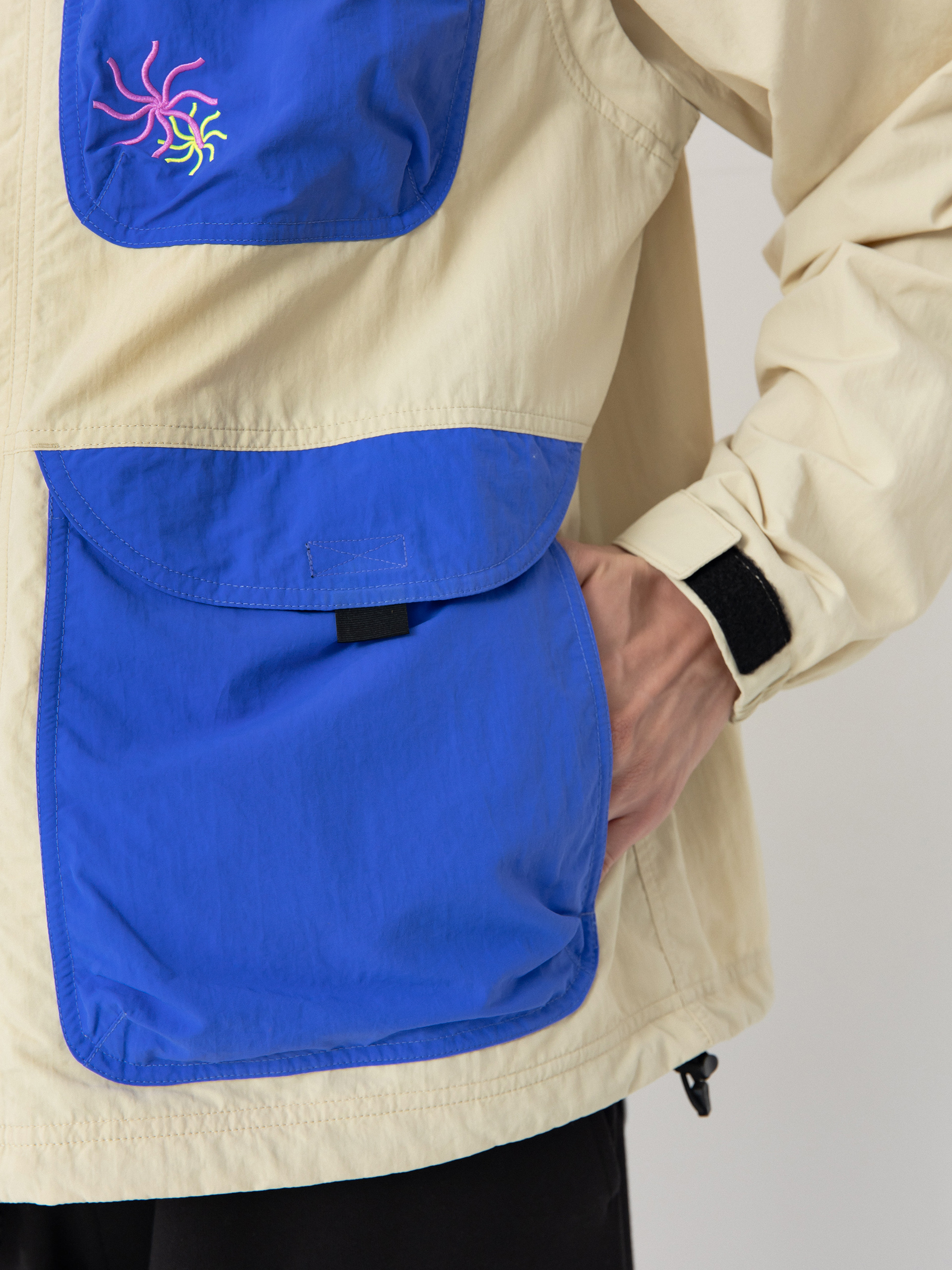 Bunda The North Face X Yinka Ilori Convertible (gravel)