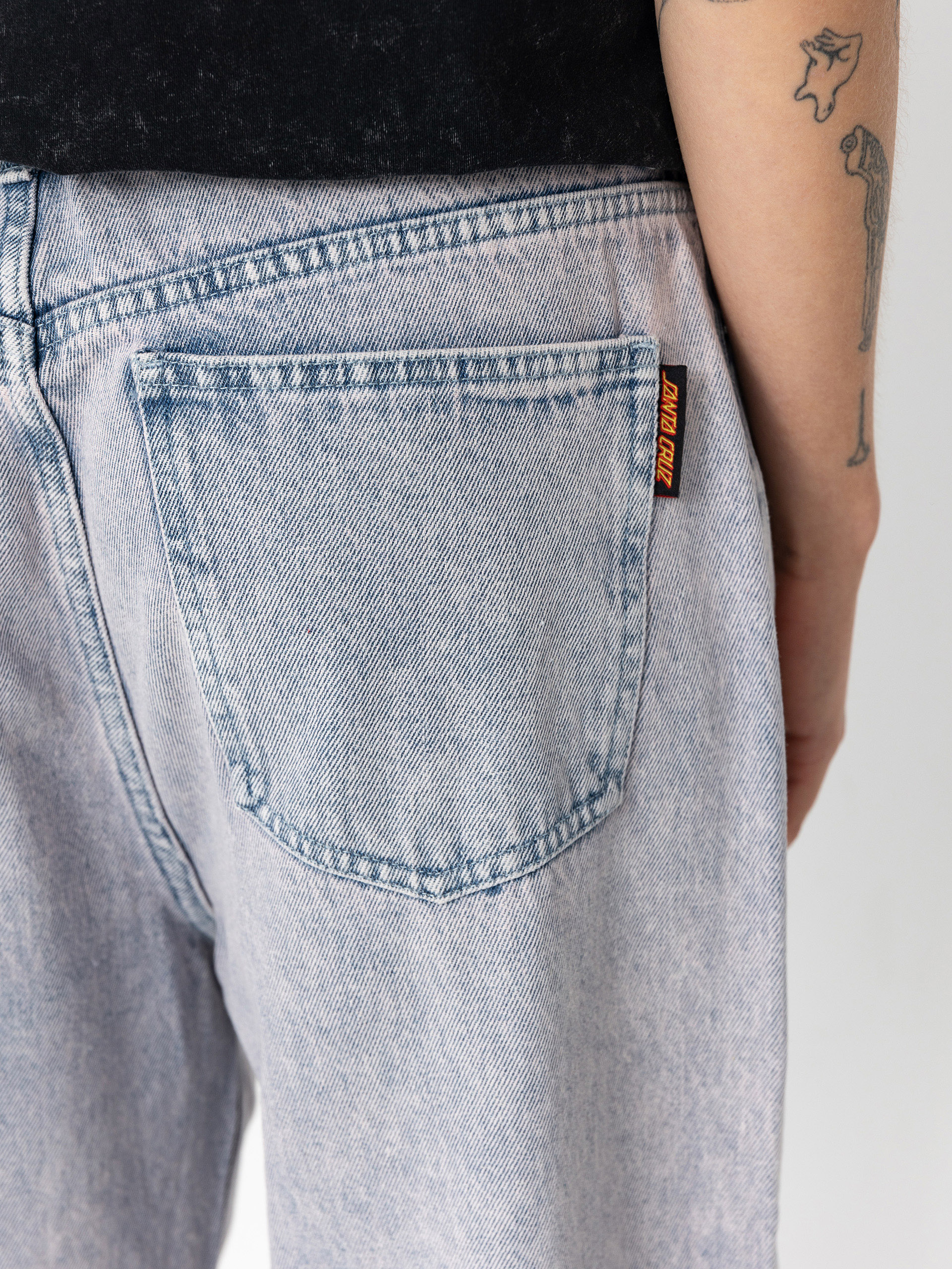 Nohavice Santa Cruz Classic Baggy Jeans Wmn (rose quartz tint)