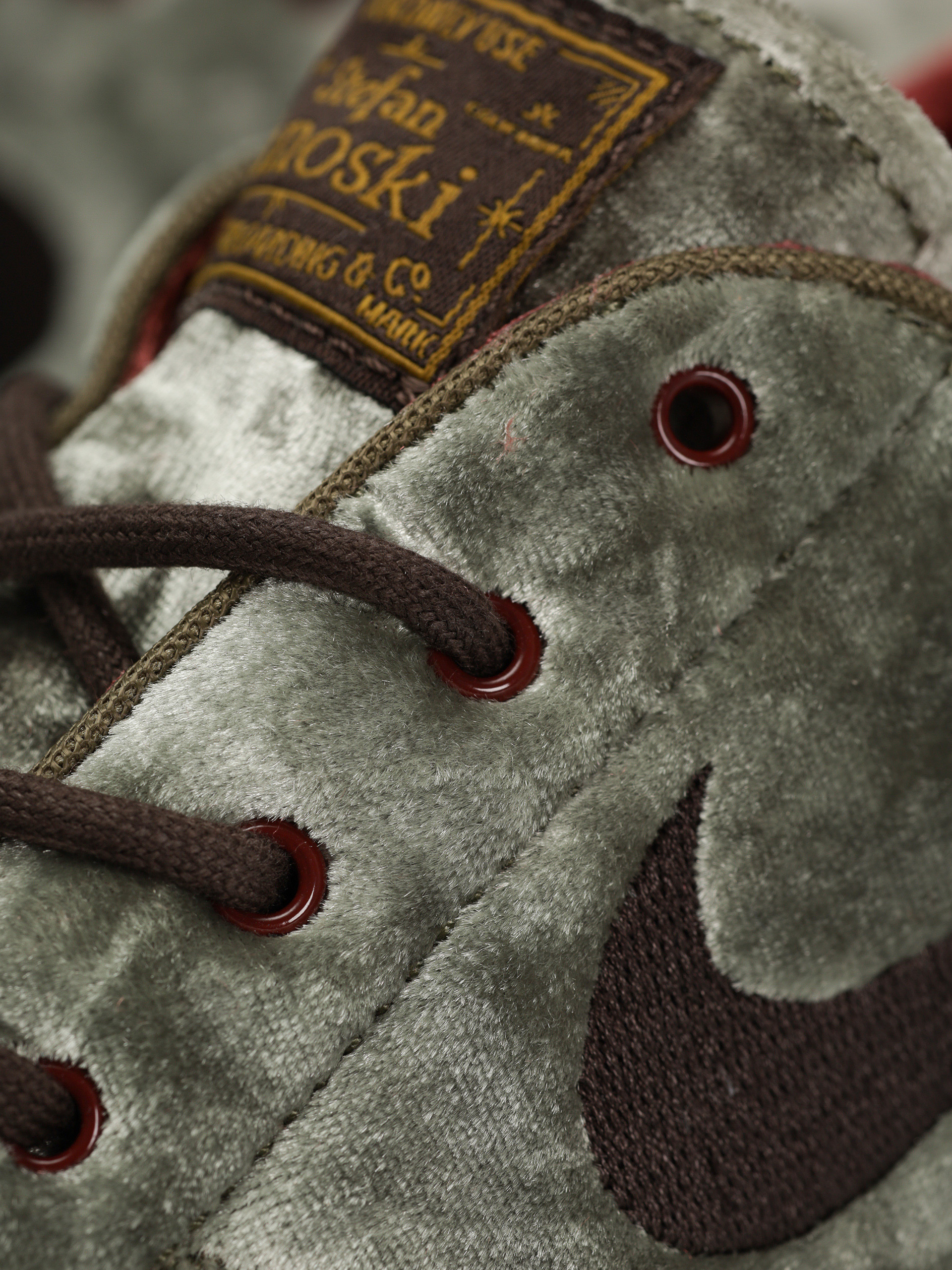 Topánky Nike SB Zoom Janoski OG+ SE (medium olive/velvet brown baroque brown)