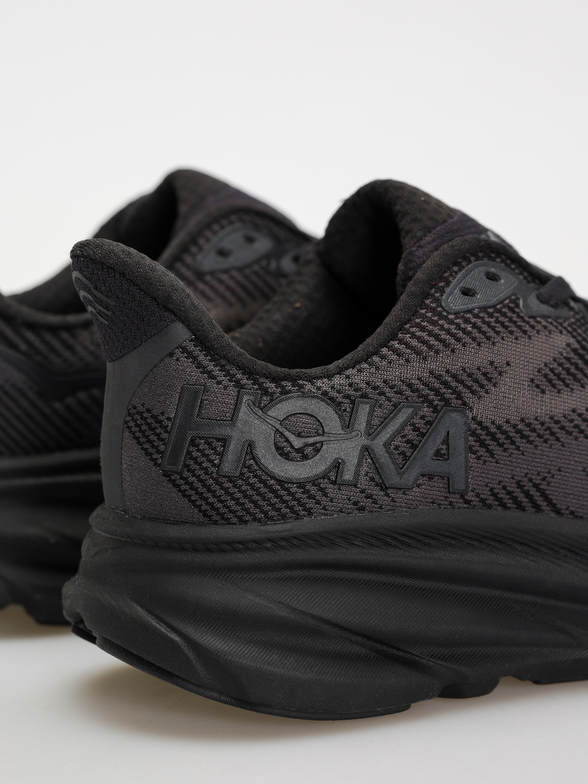 Topánky Hoka Clifton 9 Wmn (black/black)