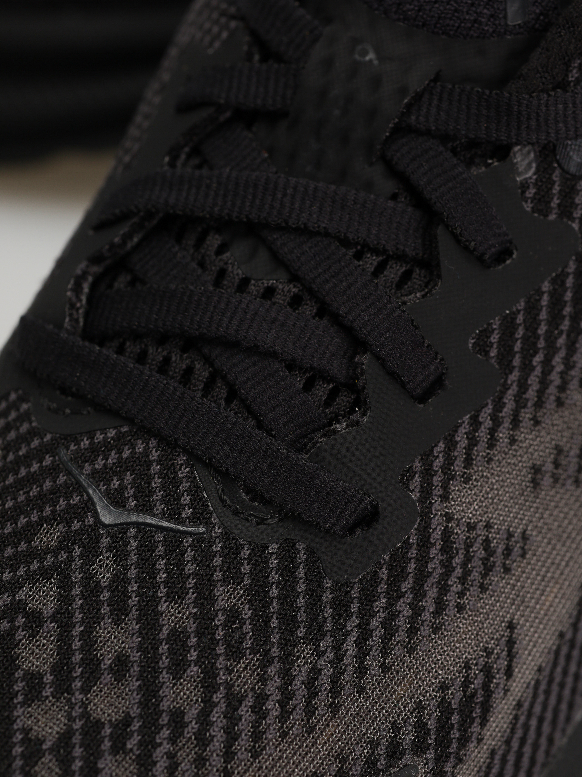 Topánky Hoka Clifton 9 Wmn (black/black)