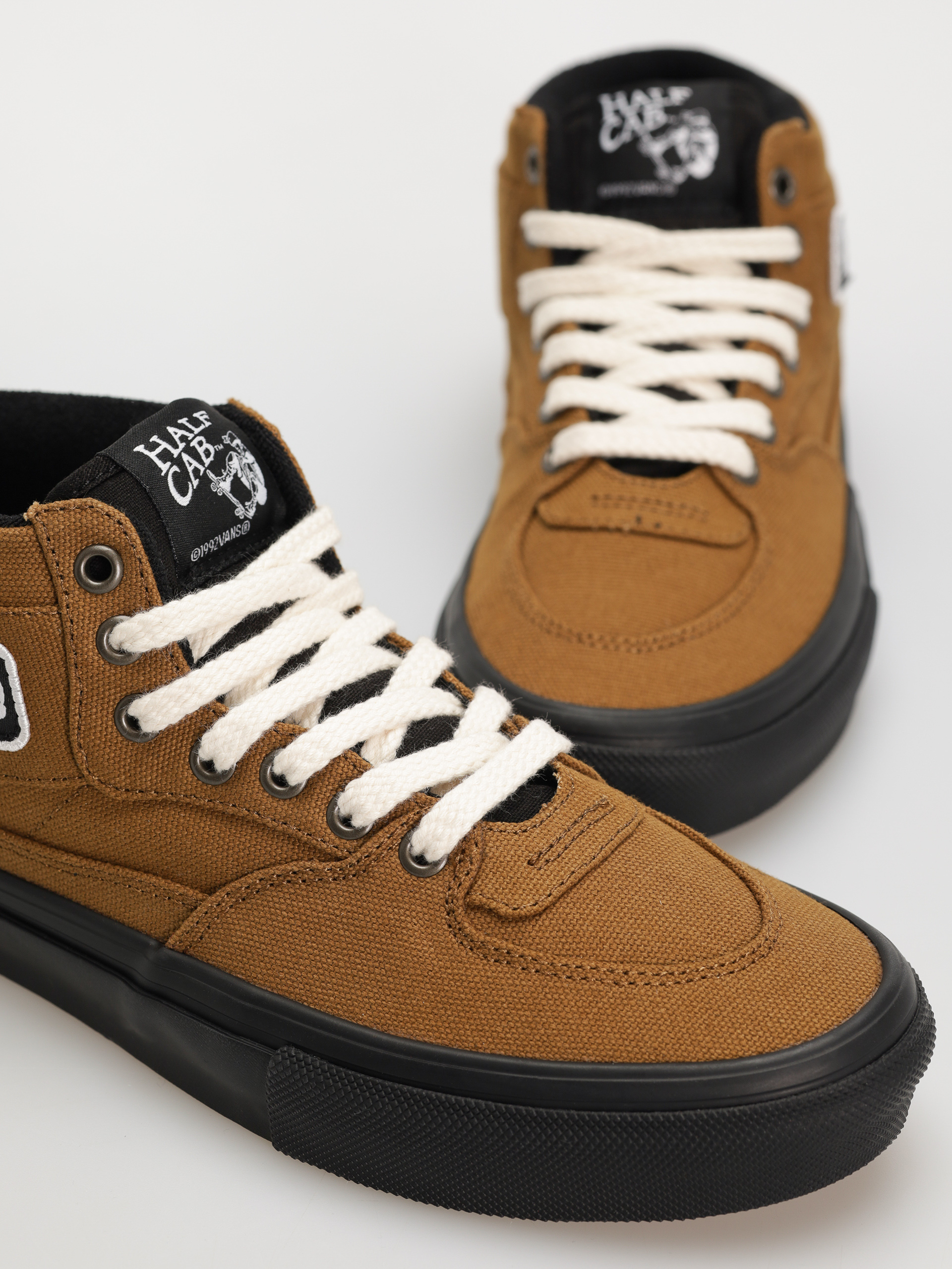 Topánky Vans Skate Half Cab (duck canvas golden brown/black)