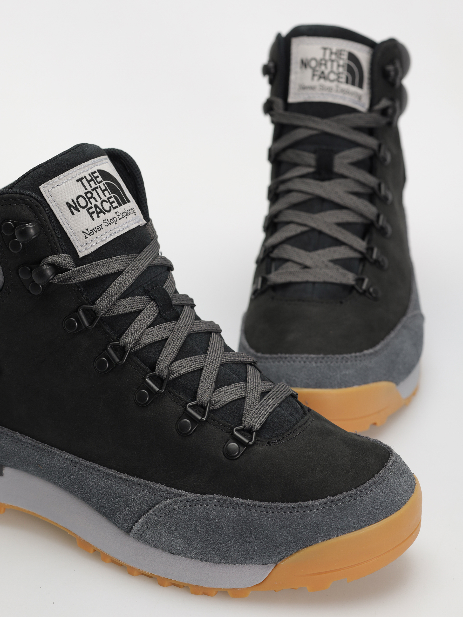 Topánky The North Face Back To Berkeley Iv Leather Wp (tnf black/asphalt grey)