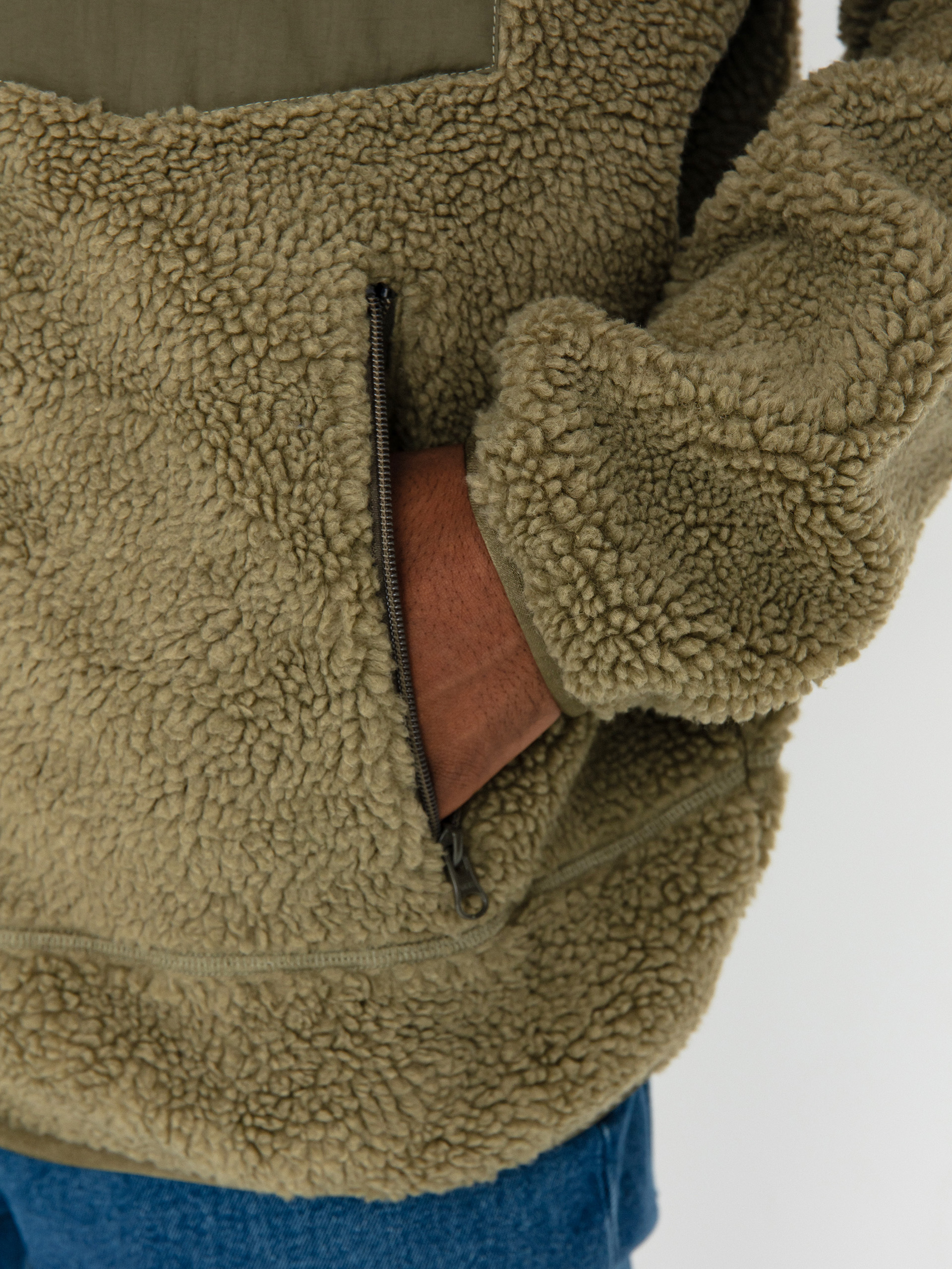 Bunda Polar Skate Kiki (khaki green)