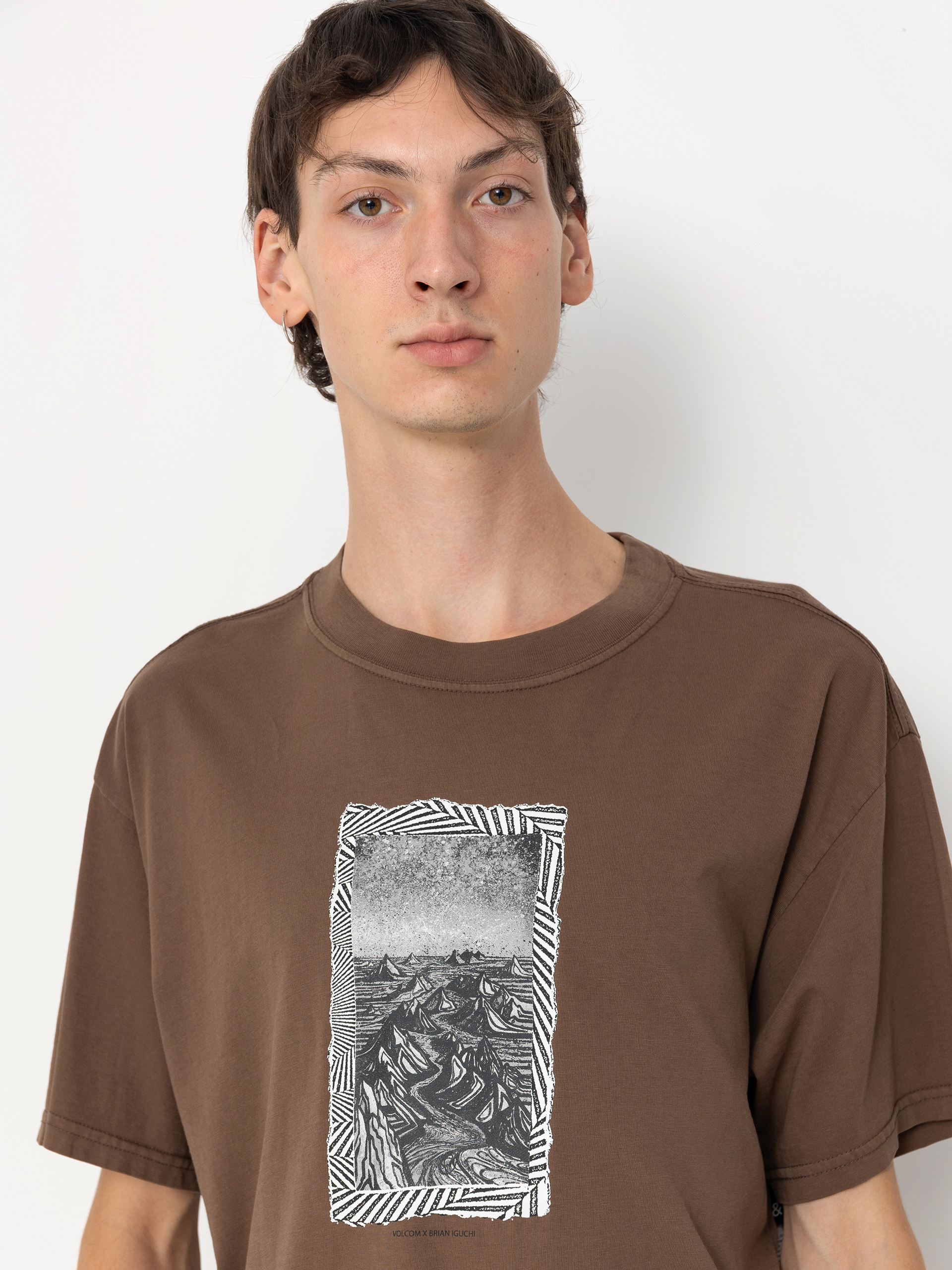Tričko Volcom Tt B Iguchi Valley (dark earth)