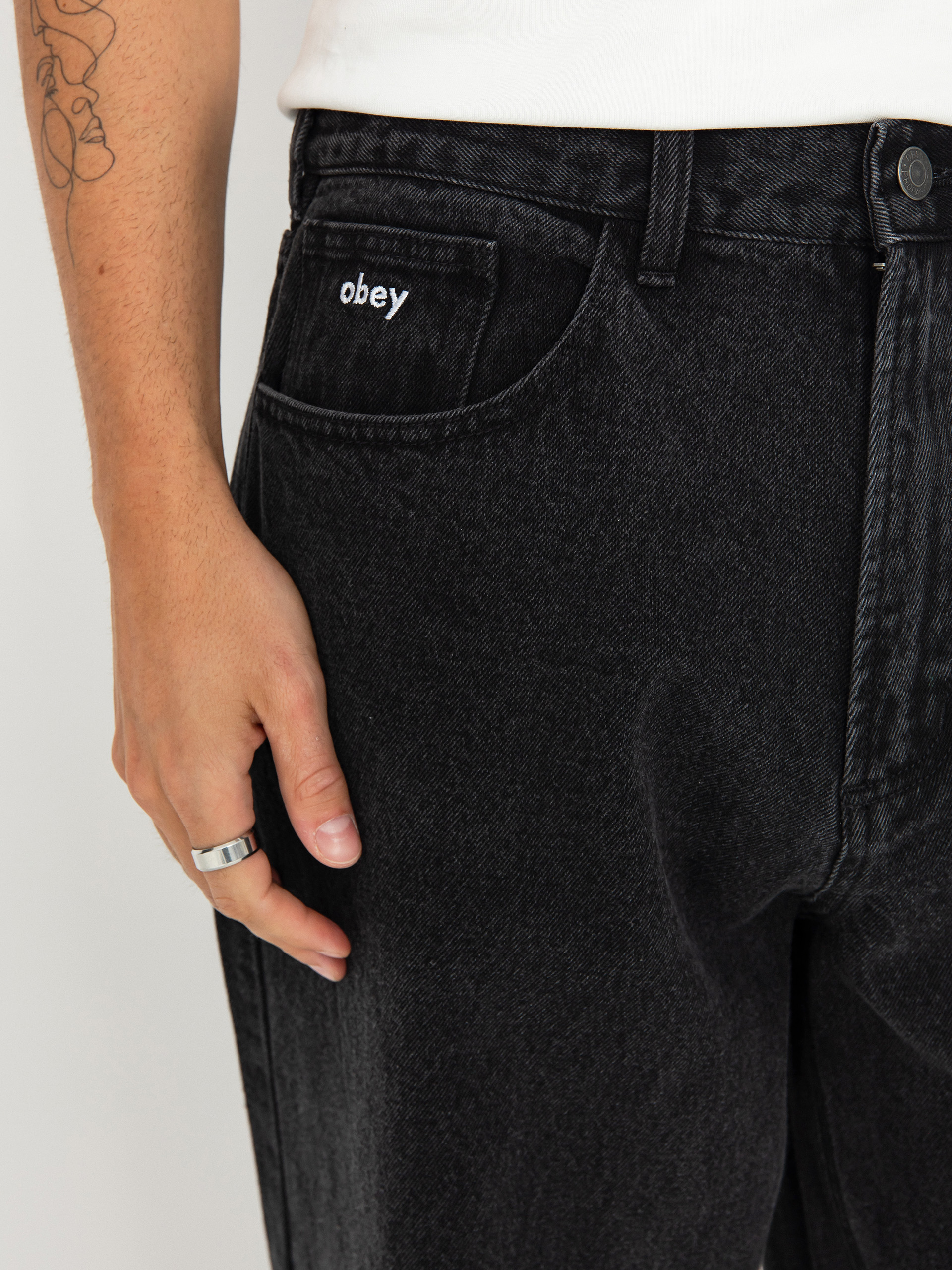 Nohavice OBEY Bigwig Baggy Denim (faded black)
