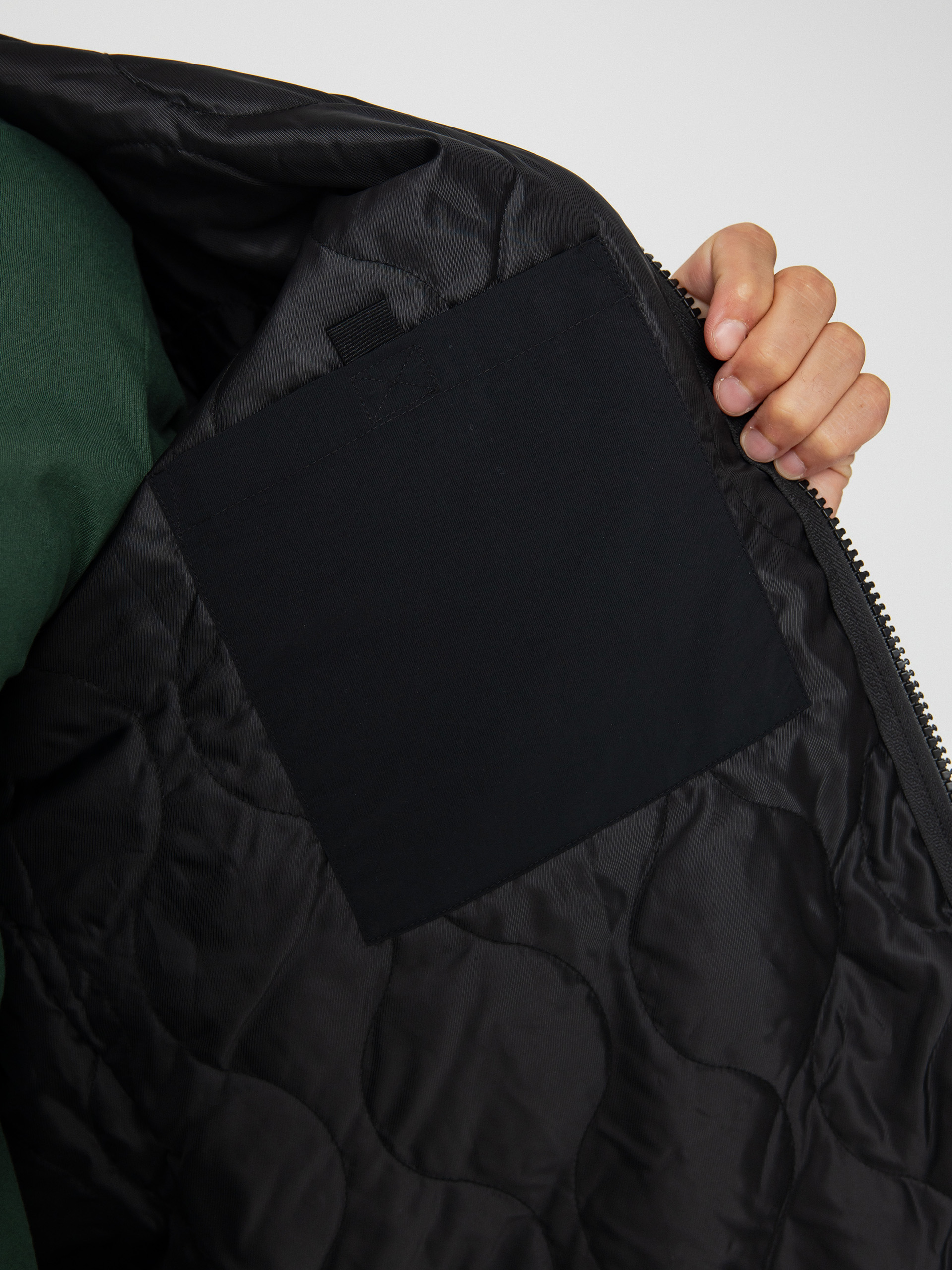 Bunda Carhartt WIP Devin Liner (camo leo jacquard/tamarind/black)