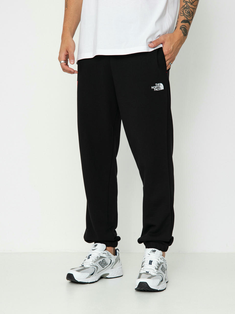 Nohavice The North Face Axys Jogger (tnf black)