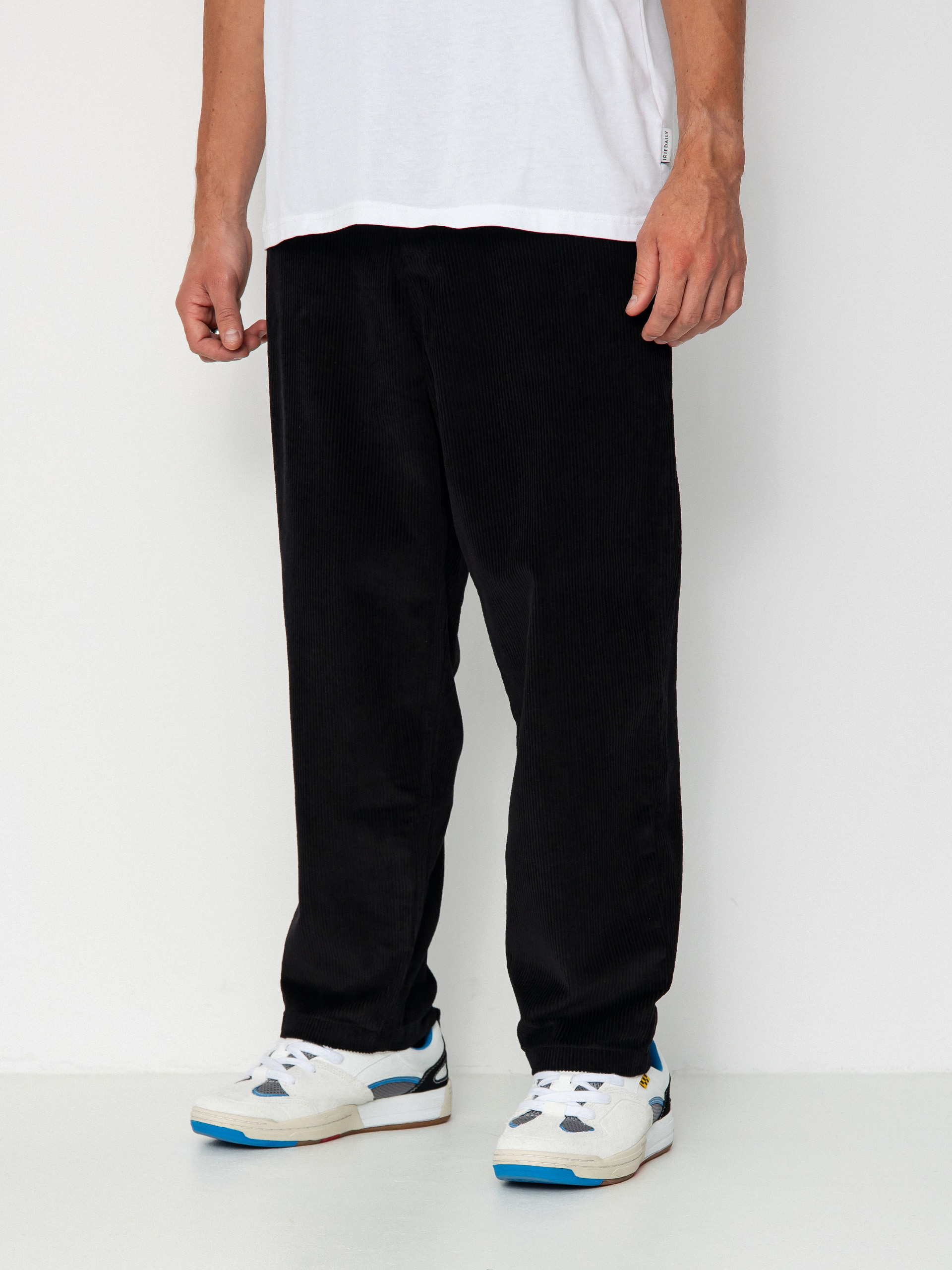 Nohavice Santa Cruz Big Pants (black cord)