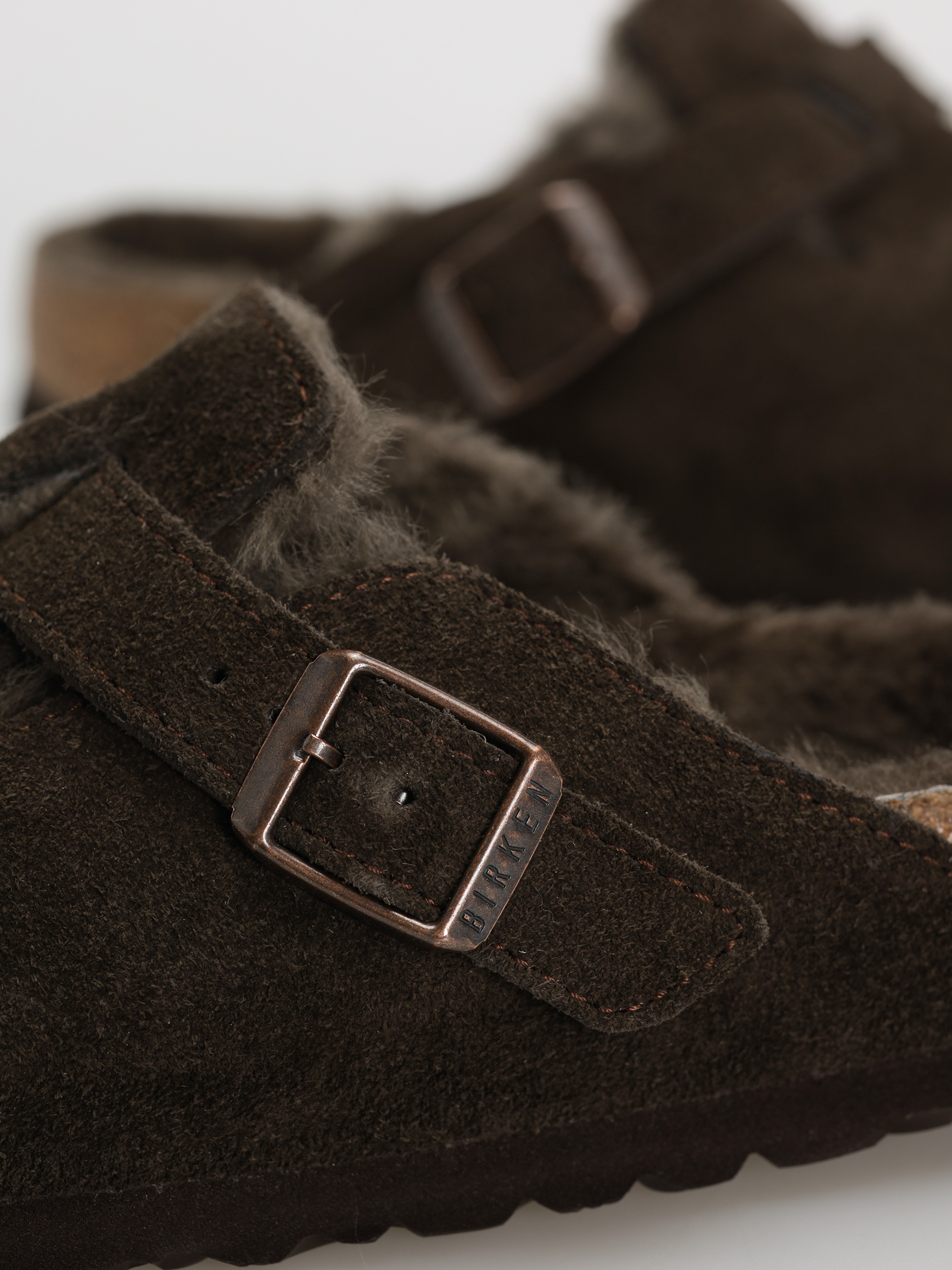 Šľapky Birkenstock Boston Shearling Suede Leather Fur Narrow Wmn (mocha)